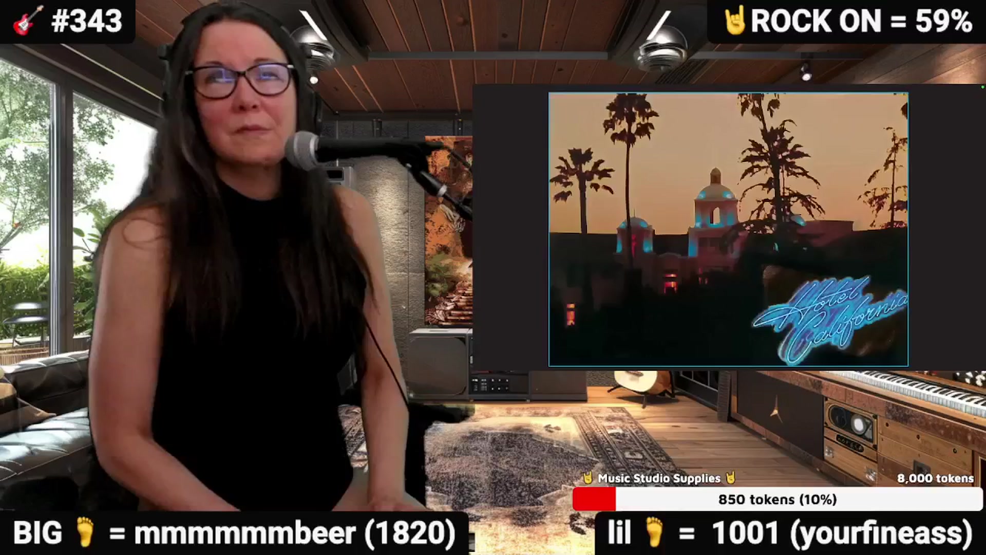 Gallery image thumbnail from DesZeppelin's myfreecams stream on, 11/09/2025, 09:32 image 16 of 20