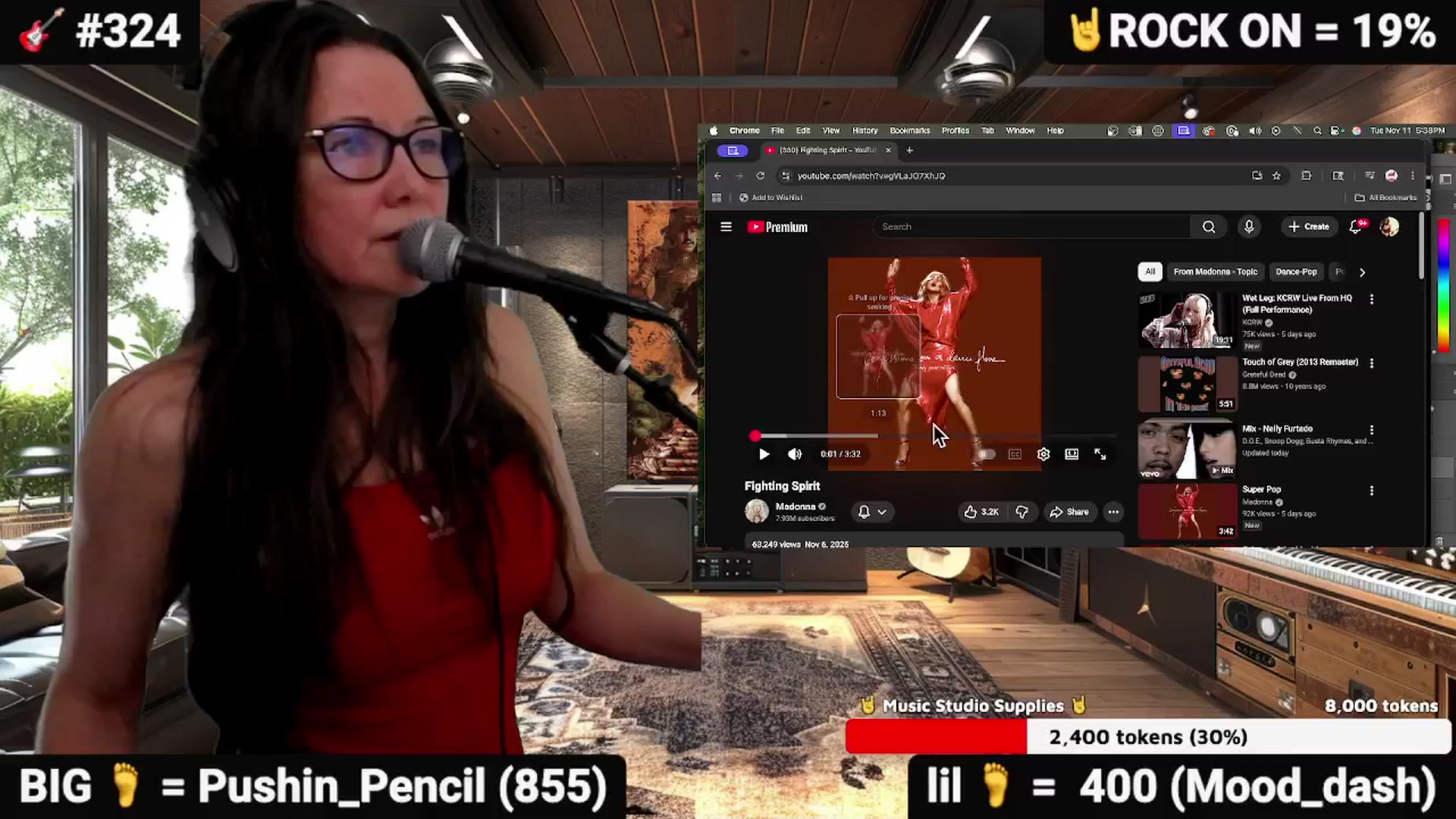 Gallery image thumbnail from DesZeppelin's myfreecams stream on, 11/12/2025, 02:19 image 14 of 20