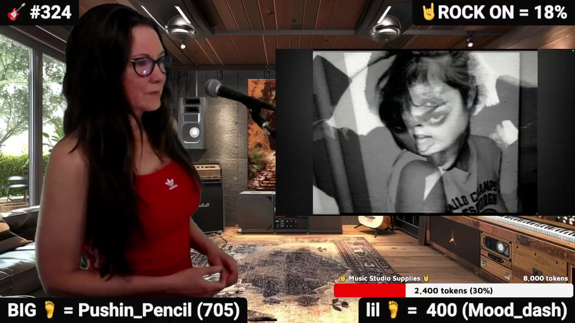 Gallery image thumbnail from DesZeppelin's myfreecams stream on, 11/12/2025, 02:19 image 10 of 20