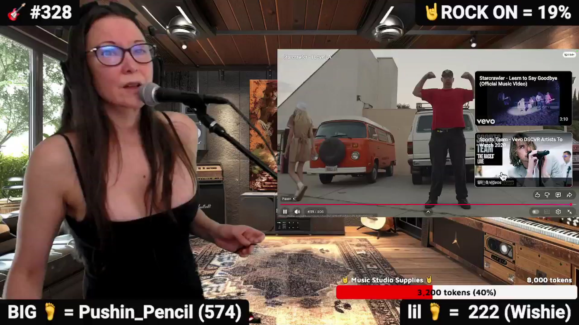 Gallery image thumbnail from DesZeppelin's myfreecams stream on, 11/19/2025, 03:32 image 12 of 20