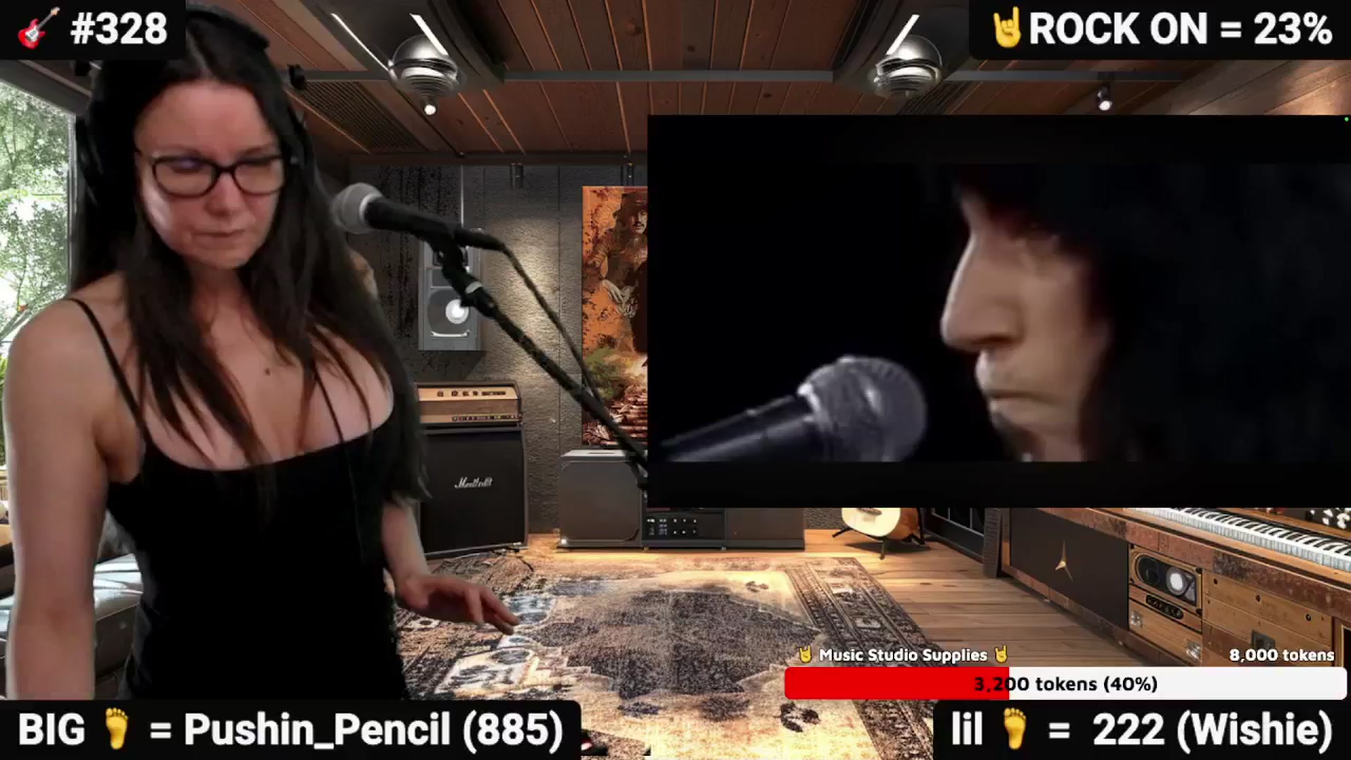 Gallery image thumbnail from DesZeppelin's myfreecams stream on, 11/19/2025, 03:32 image 18 of 20
