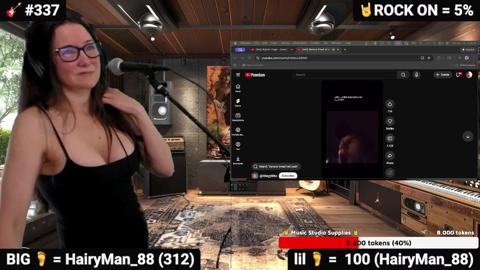 Gallery image thumbnail from DesZeppelin's myfreecams stream on, 11/19/2025, 03:32 image 5 of 20