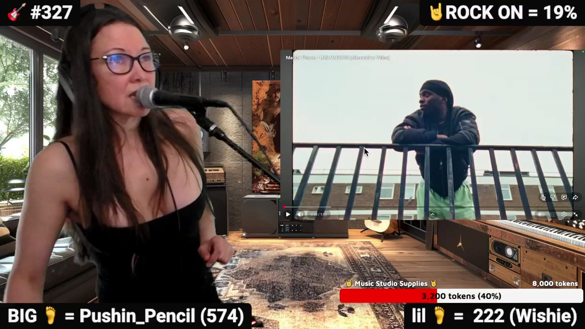 Gallery image thumbnail from DesZeppelin's myfreecams stream on, 11/19/2025, 03:32 image 13 of 20