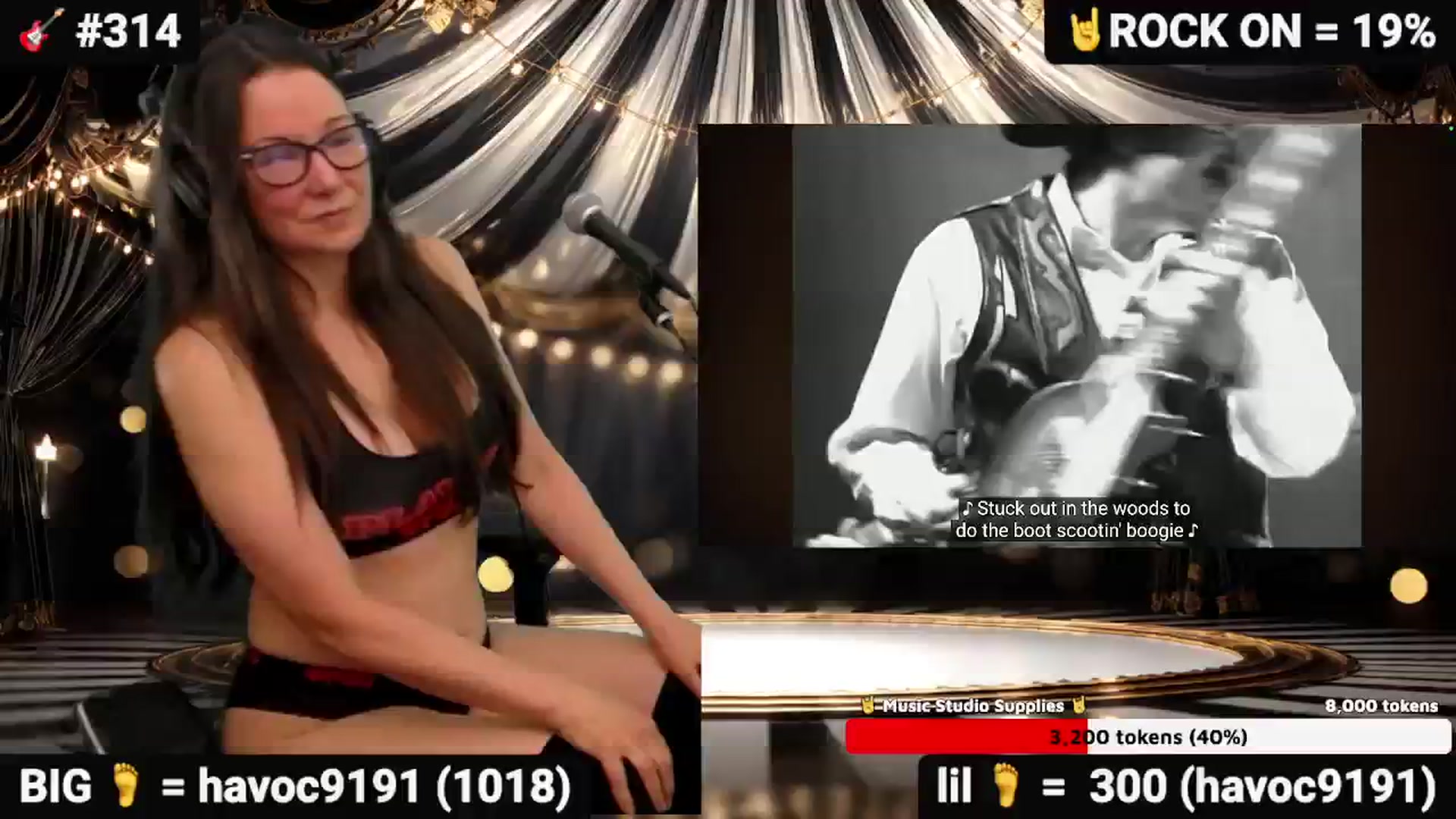 Gallery image thumbnail from DesZeppelin's myfreecams stream on, 11/20/2025, 09:17 image 10 of 20