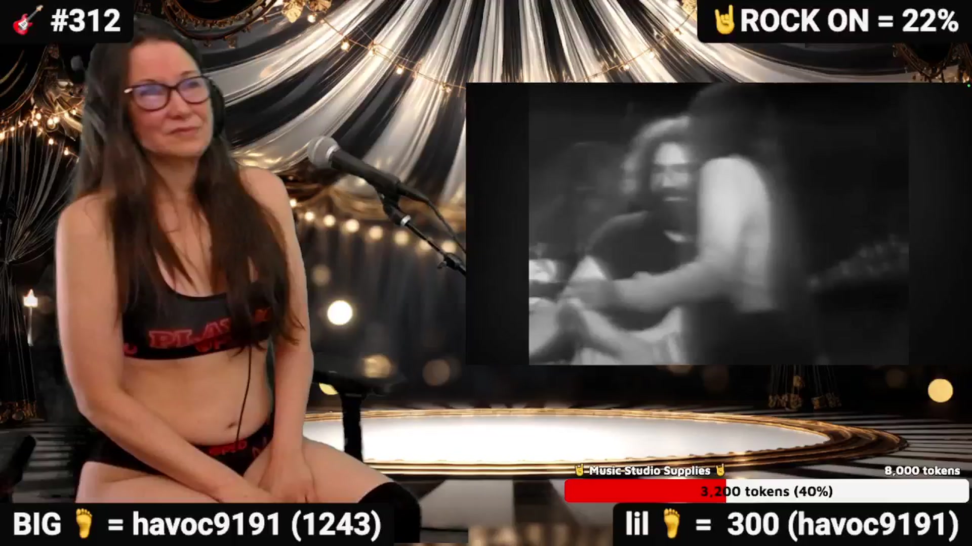 Gallery image thumbnail from DesZeppelin's myfreecams stream on, 11/20/2025, 09:17 image 14 of 20