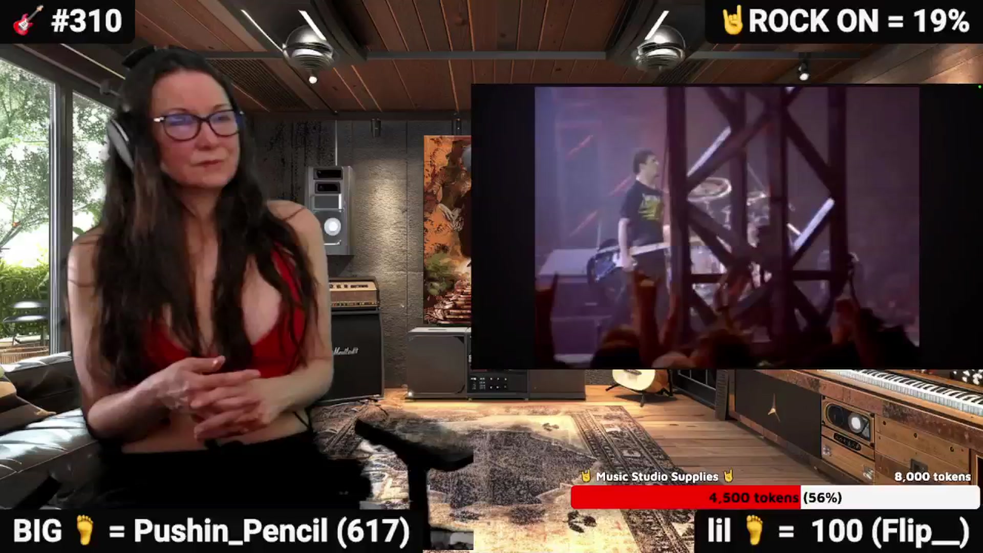 Gallery image thumbnail from DesZeppelin's myfreecams stream on, 11/26/2025, 08:09 image 3 of 20