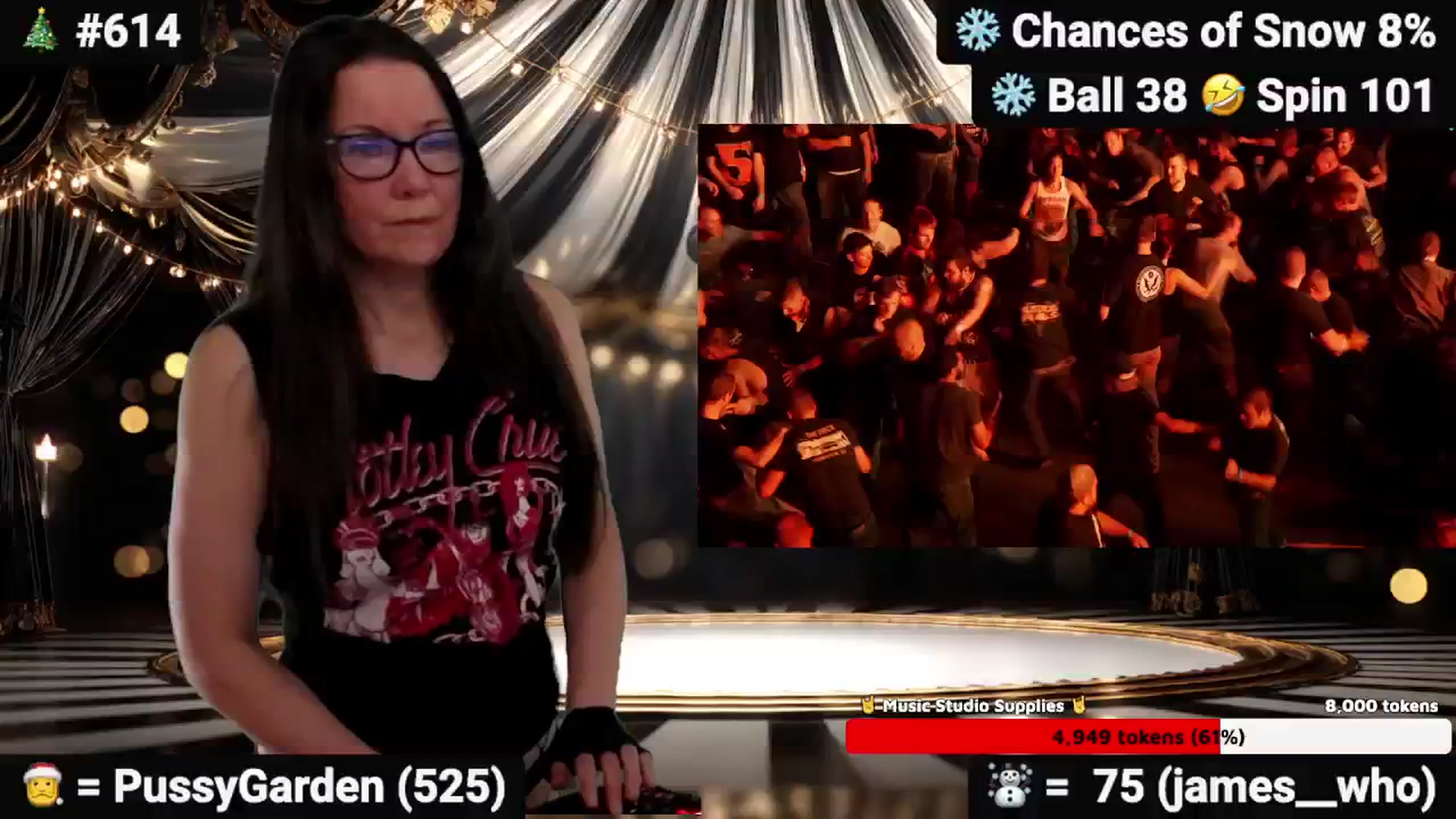 Gallery image thumbnail from DesZeppelin's myfreecams stream on, 12/04/2025, 02:04 image 7 of 20