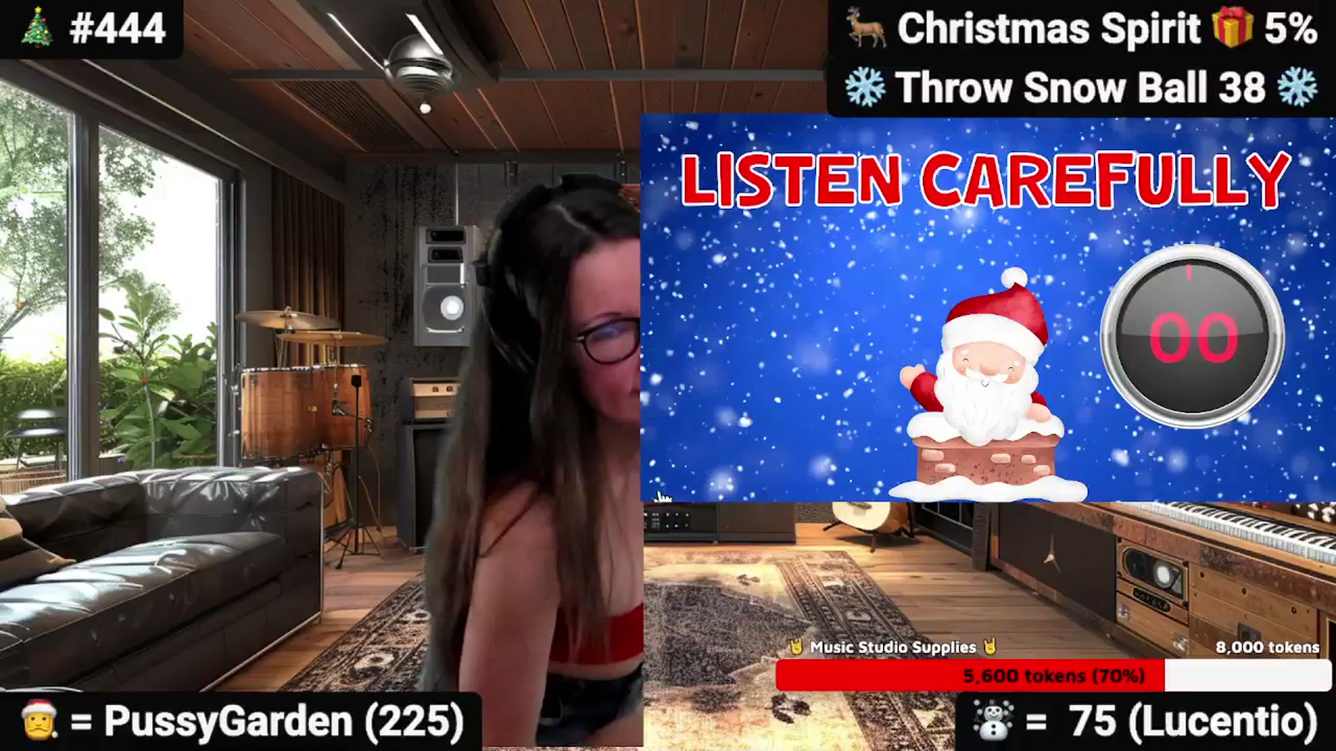 Gallery image thumbnail from DesZeppelin's myfreecams stream on, 12/17/2025, 01:57 image 5 of 20