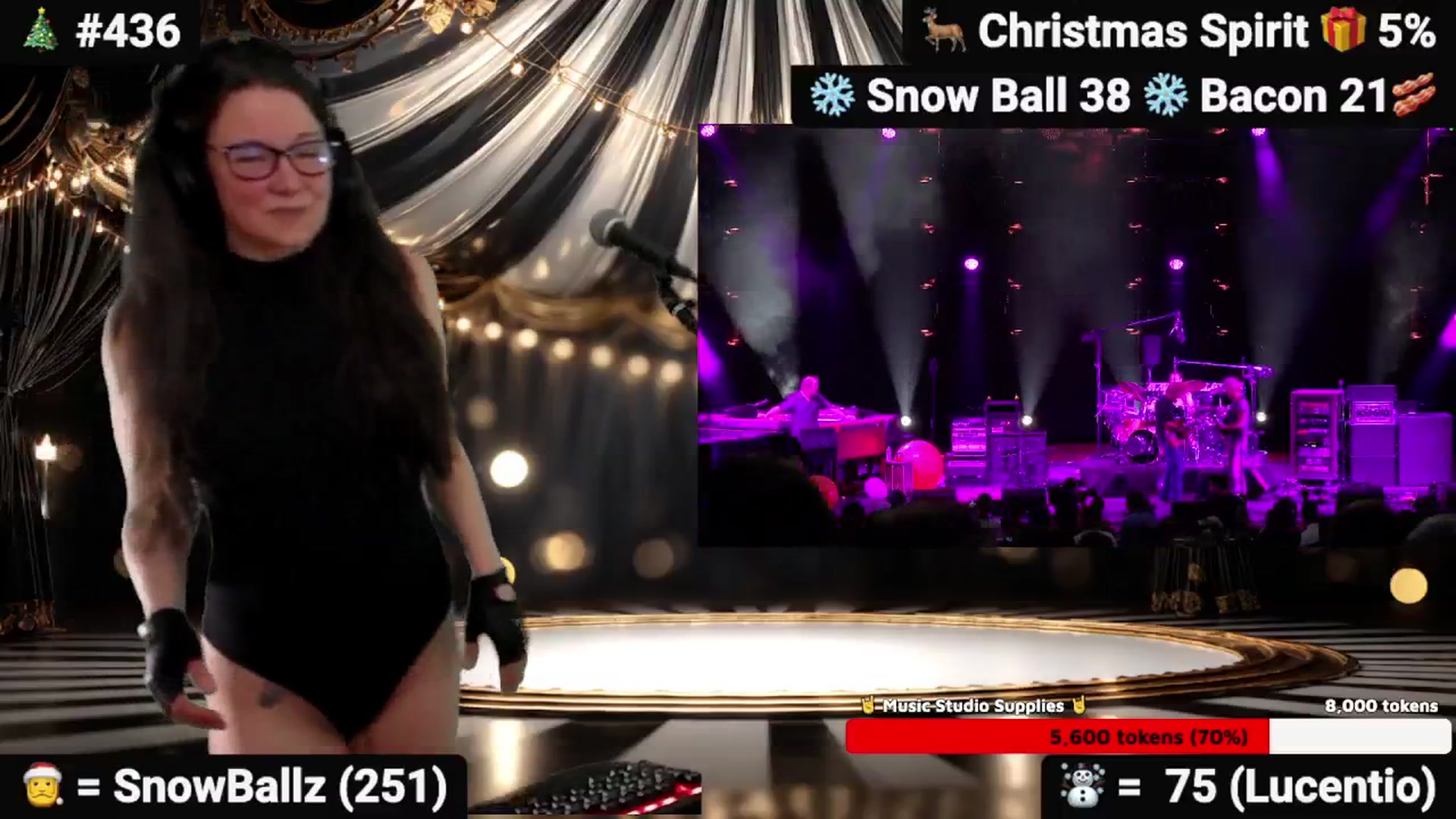 Gallery image thumbnail from DesZeppelin's myfreecams stream on, 12/18/2025, 02:03 image 8 of 20