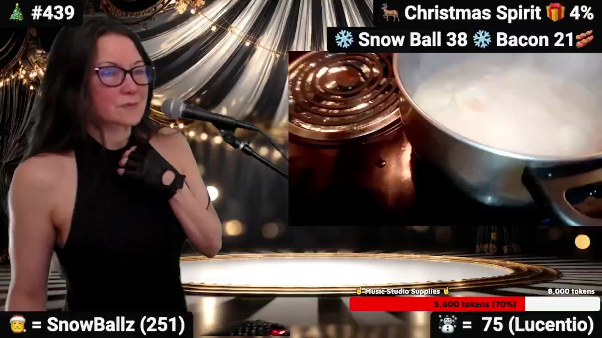 Gallery image thumbnail from DesZeppelin's myfreecams stream on, 12/18/2025, 02:03 image 3 of 20