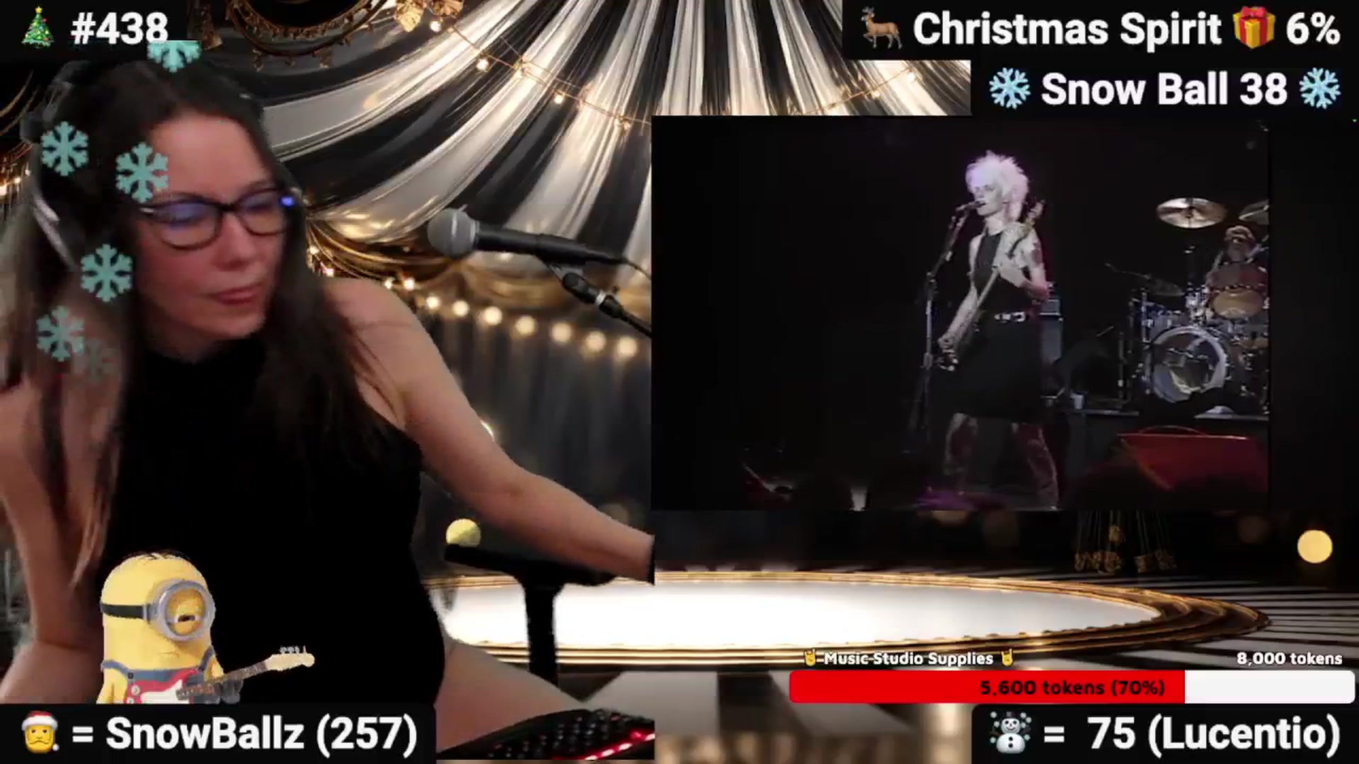 Gallery image thumbnail from DesZeppelin's myfreecams stream on, 12/18/2025, 02:03 image 11 of 20