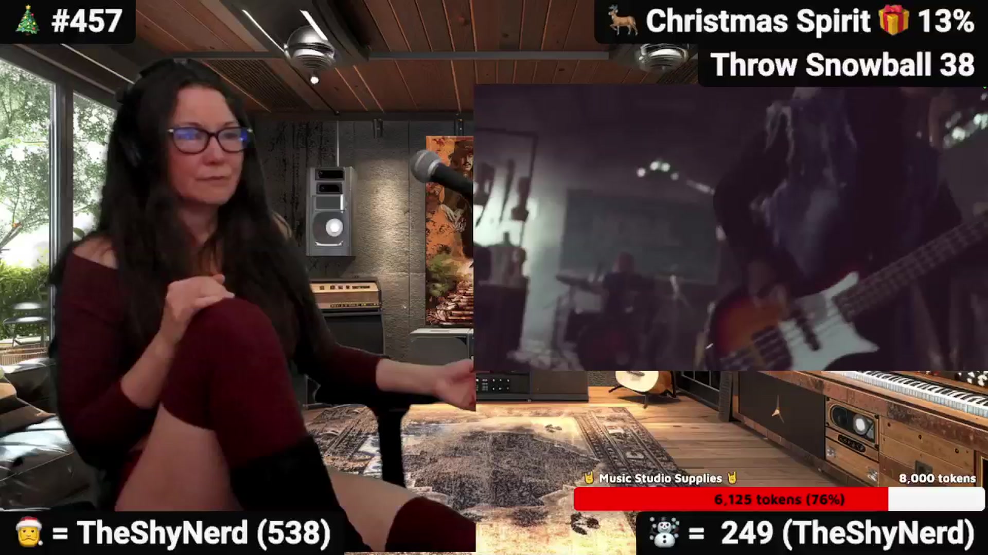 Gallery image thumbnail from DesZeppelin's myfreecams stream on, 12/23/2025, 01:25 image 16 of 20