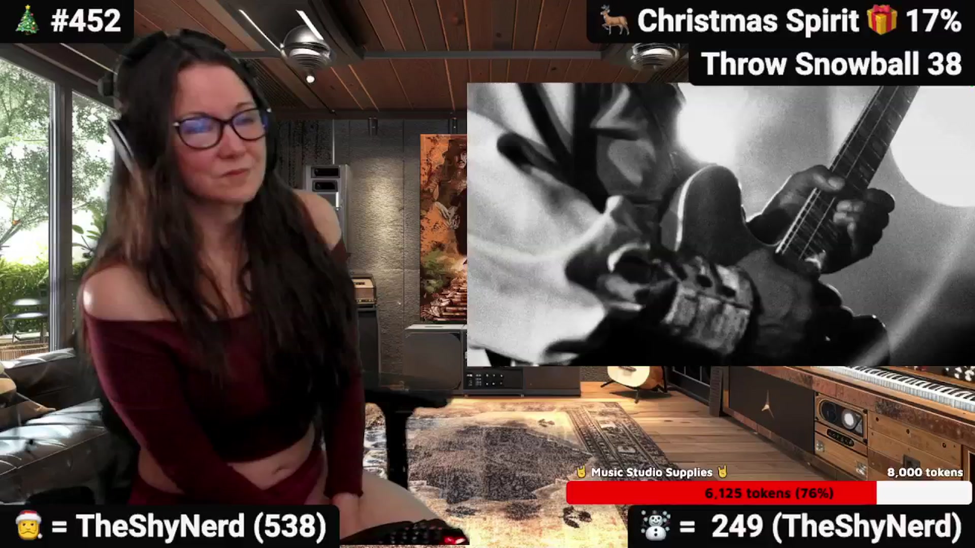 Gallery image thumbnail from DesZeppelin's myfreecams stream on, 12/23/2025, 02:27 image 17 of 20