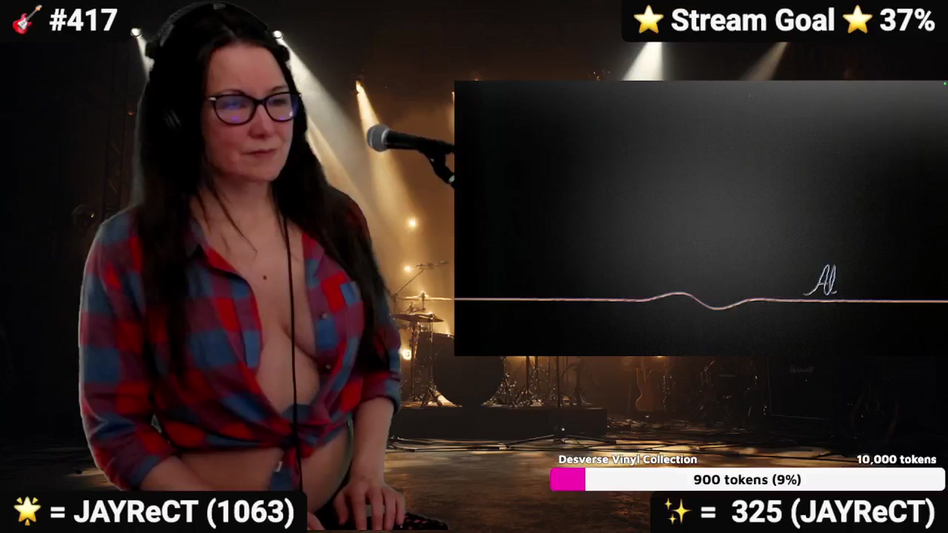 Gallery image thumbnail from DesZeppelin's myfreecams stream on, 12/31/2025, 08:06 image 13 of 20