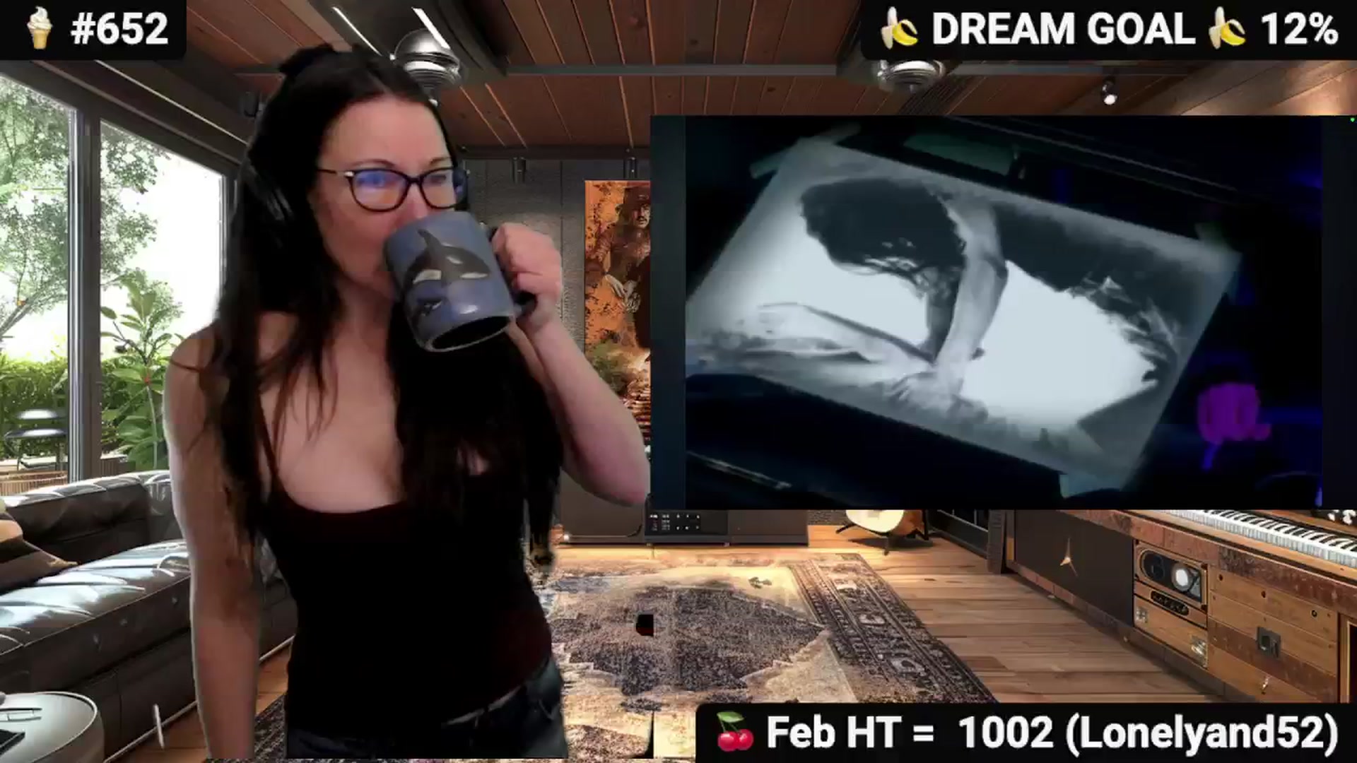 Gallery image thumbnail from DesZeppelin's myfreecams stream on, 02/17/2026, 02:04 image 9 of 20
