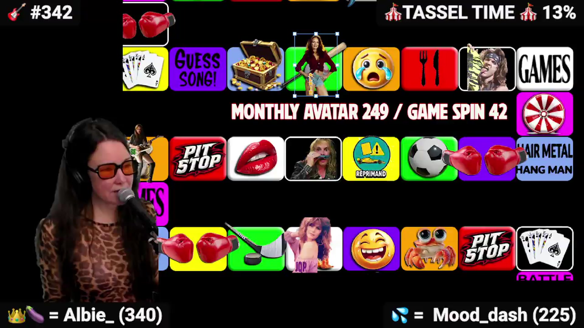 Gallery image thumbnail from DesZeppelin's myfreecams stream on, 05/07/2026, 24:04 image 14 of 20
