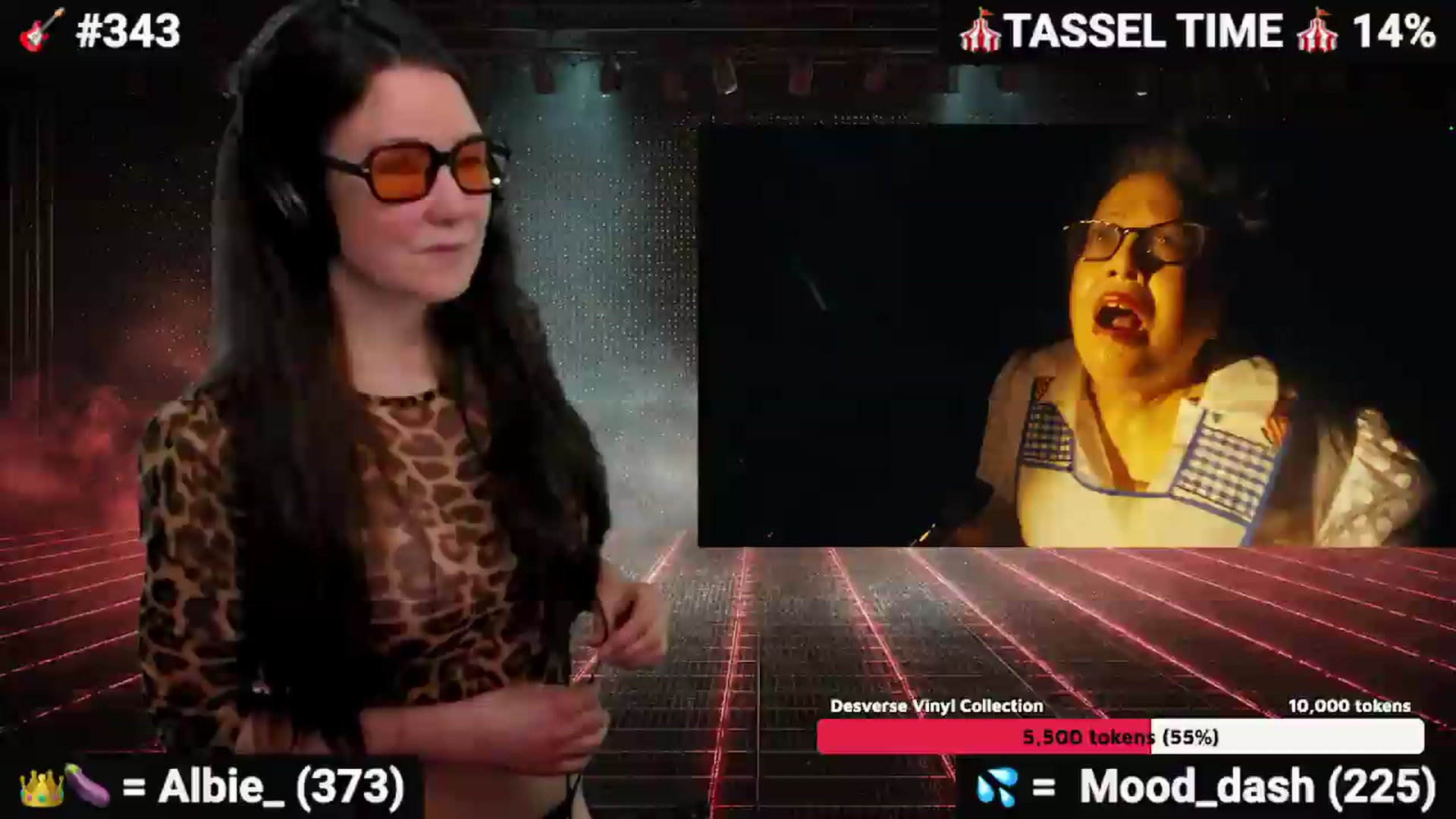 Gallery image thumbnail from DesZeppelin's myfreecams stream on, 05/07/2026, 24:04 image 16 of 20