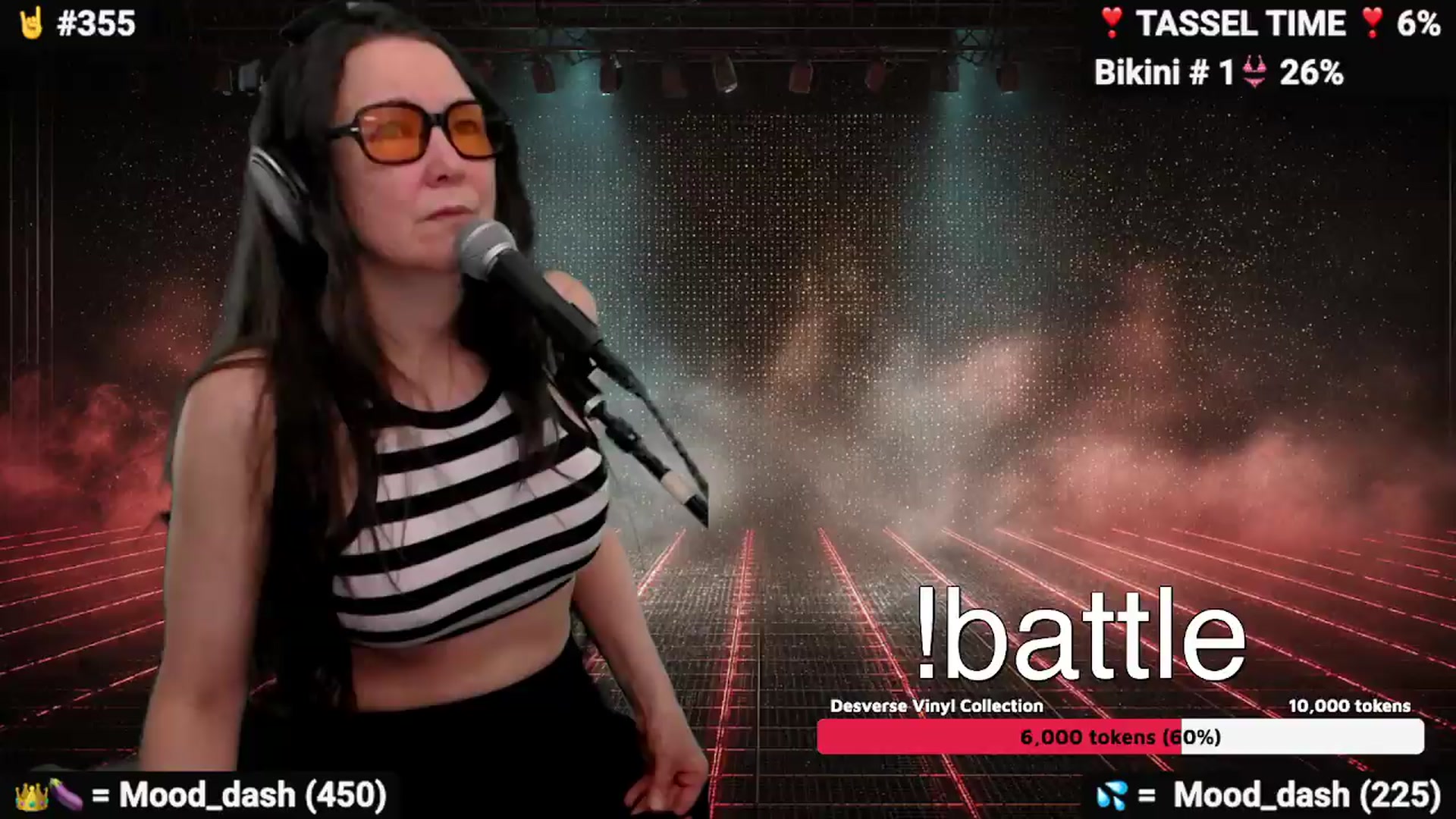 Gallery image thumbnail from DesZeppelin's myfreecams stream on, 05/17/2026, 24:44 image 16 of 20