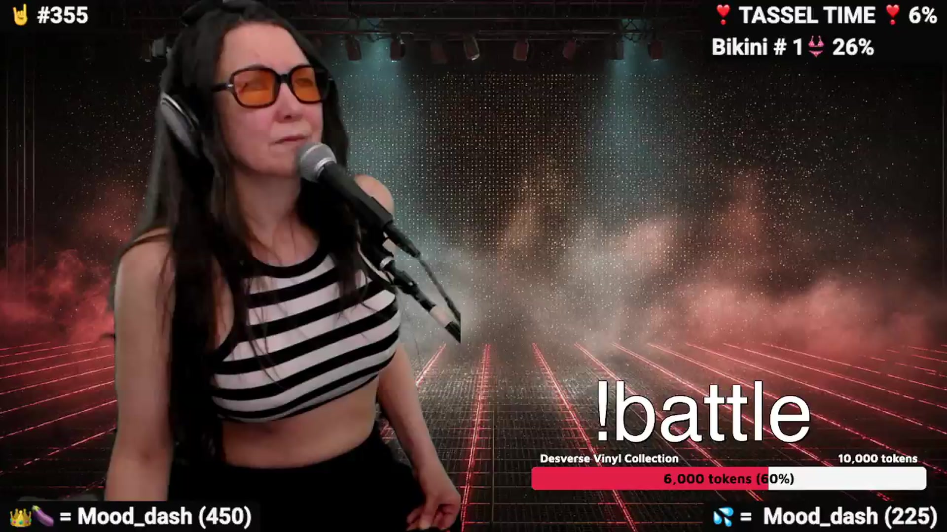 Gallery image thumbnail from DesZeppelin's myfreecams stream on, 05/17/2026, 24:44 image 17 of 20