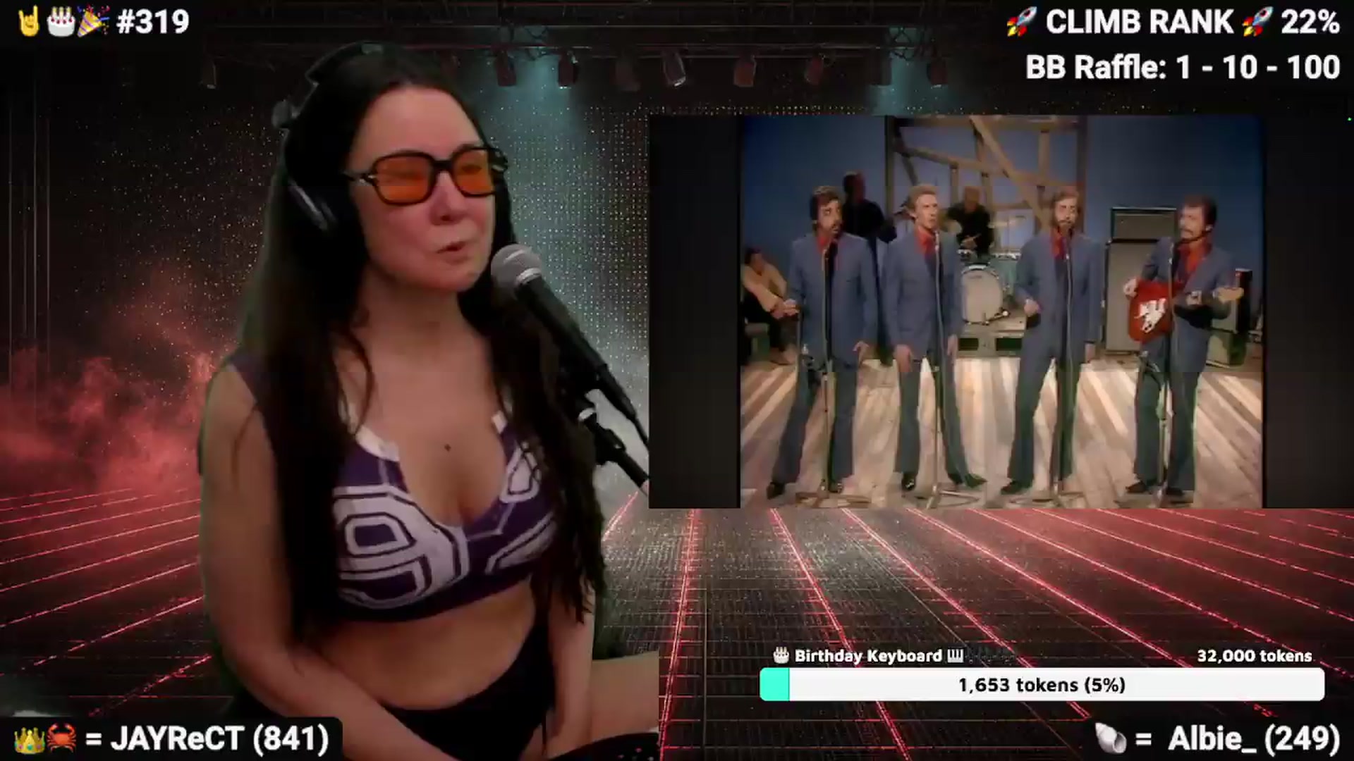 Gallery image thumbnail from DesZeppelin's myfreecams stream on, 06/06/2026, 08:05 image 15 of 20