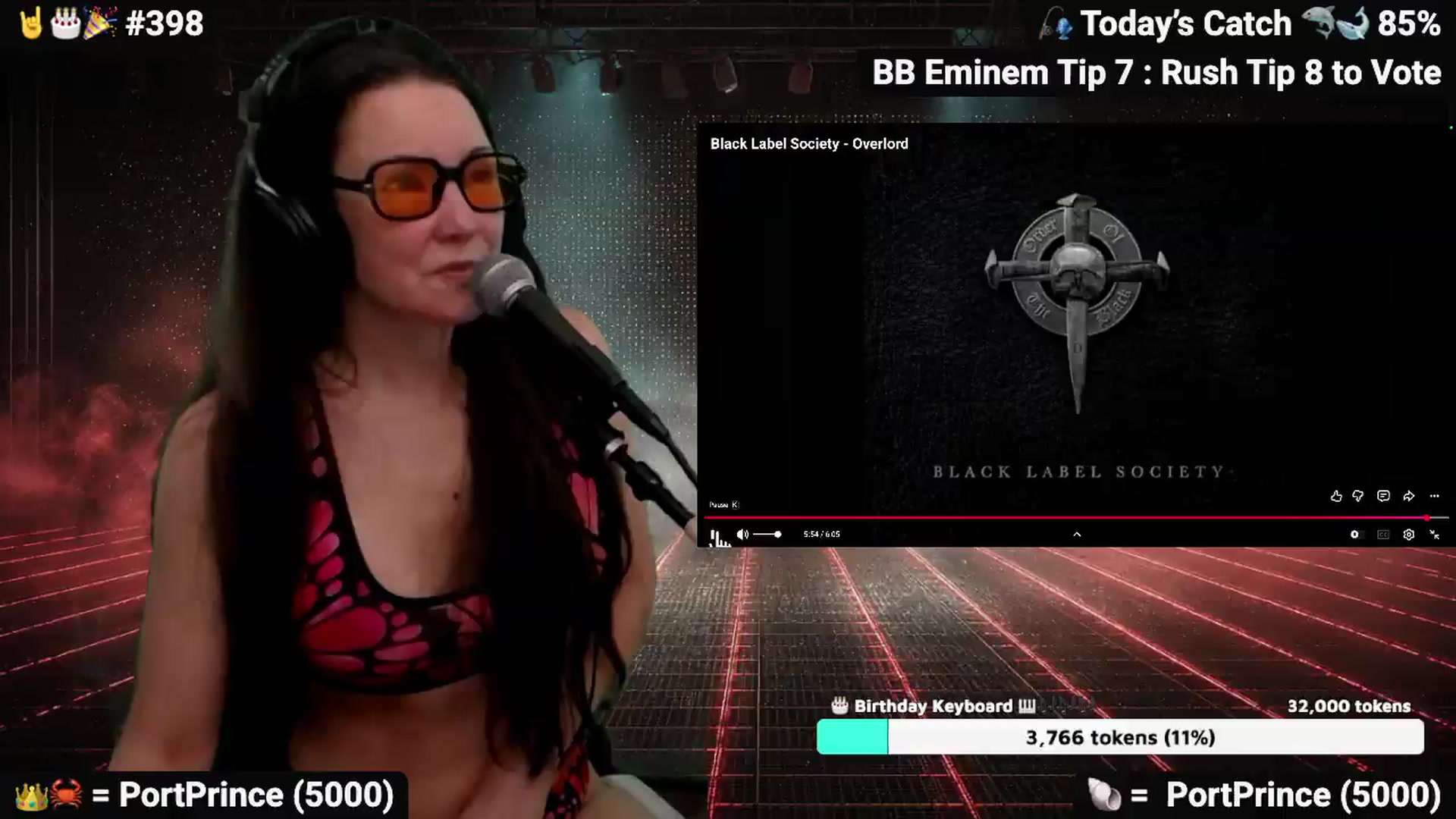 Gallery image thumbnail from DesZeppelin's myfreecams stream on, 06/24/2026, 07:32 image 16 of 20