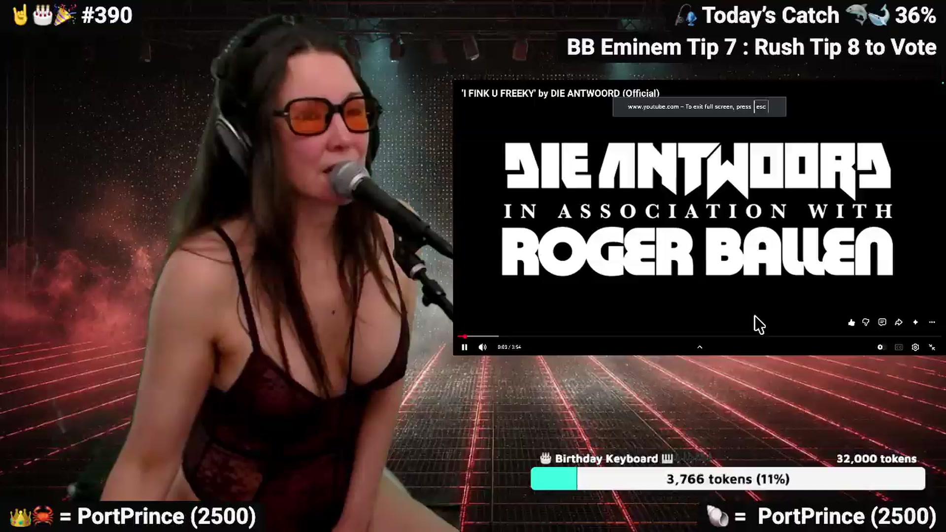 Gallery image thumbnail from DesZeppelin's myfreecams stream on, 06/25/2026, 07:12 image 2 of 20