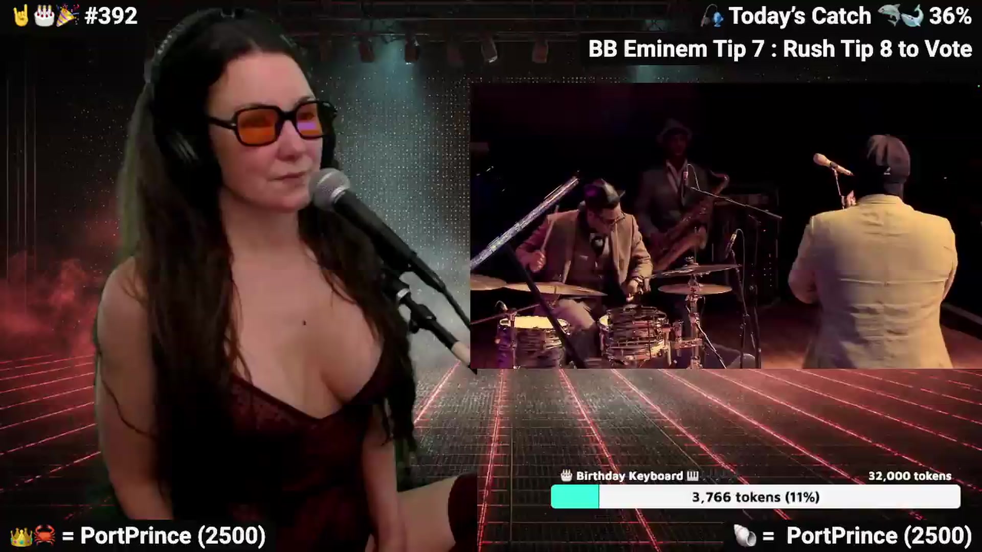 Gallery image thumbnail from DesZeppelin's myfreecams stream on, 06/25/2026, 07:12 image 17 of 20