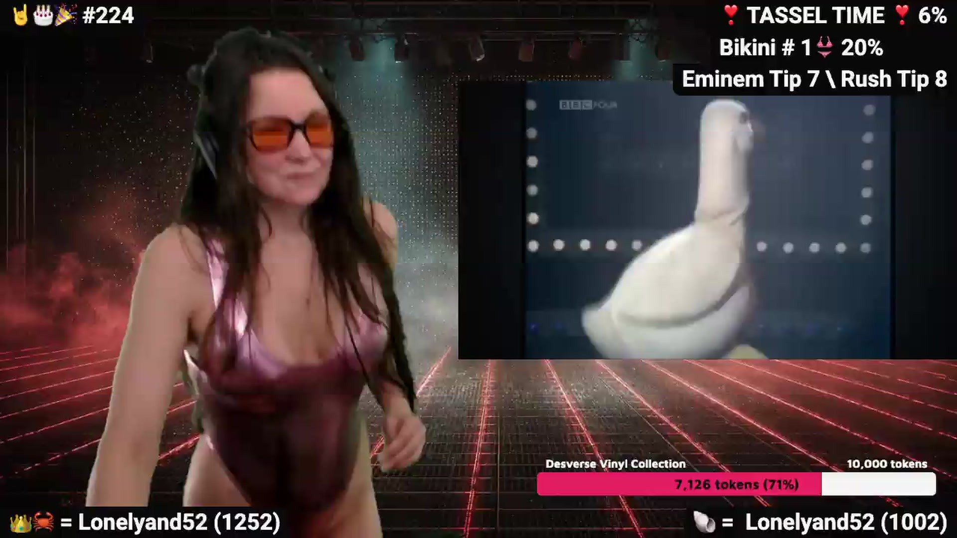 Gallery image thumbnail from DesZeppelin's myfreecams stream on, 06/28/2026, 24:25 image 3 of 20