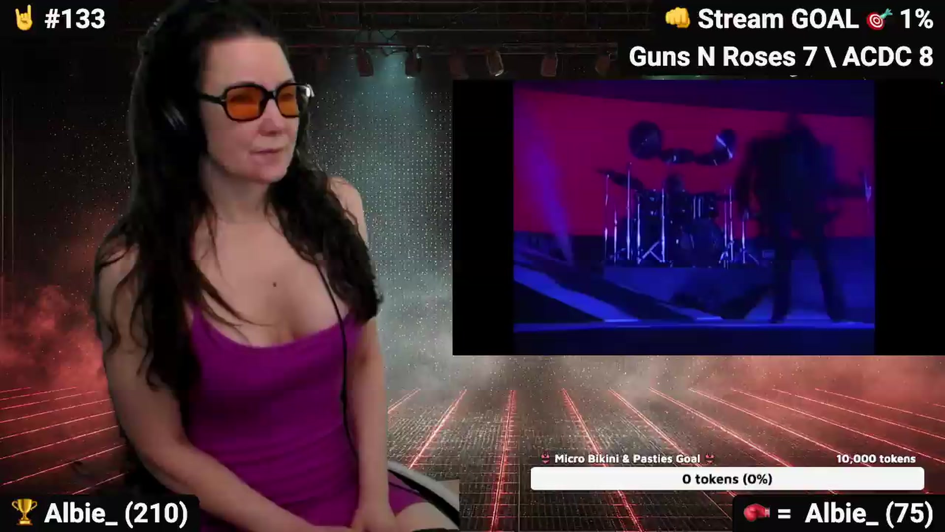 Gallery image thumbnail from DesZeppelin's myfreecams stream on, 08/09/2026, 24:42 image 14 of 20