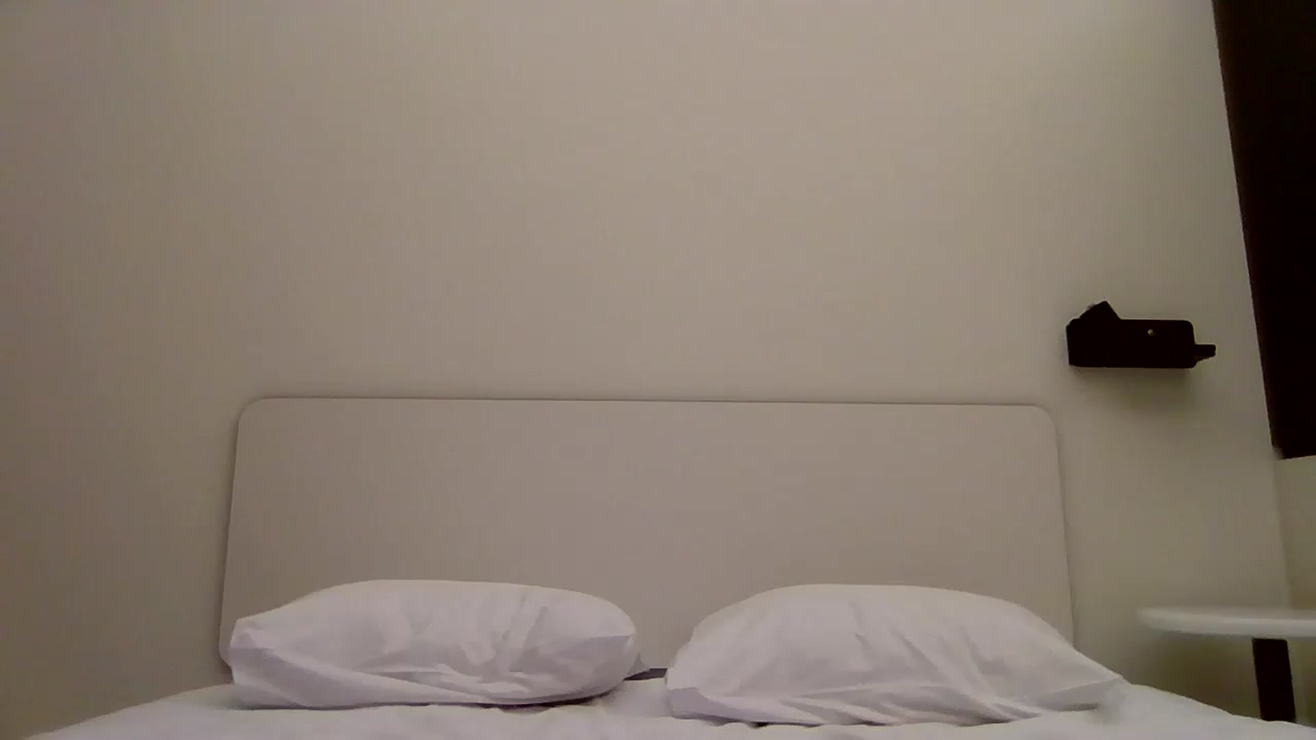 Gallery image thumbnail from Desal's myfreecams stream on, 06/21/2025, 20:21 image 7 of 20