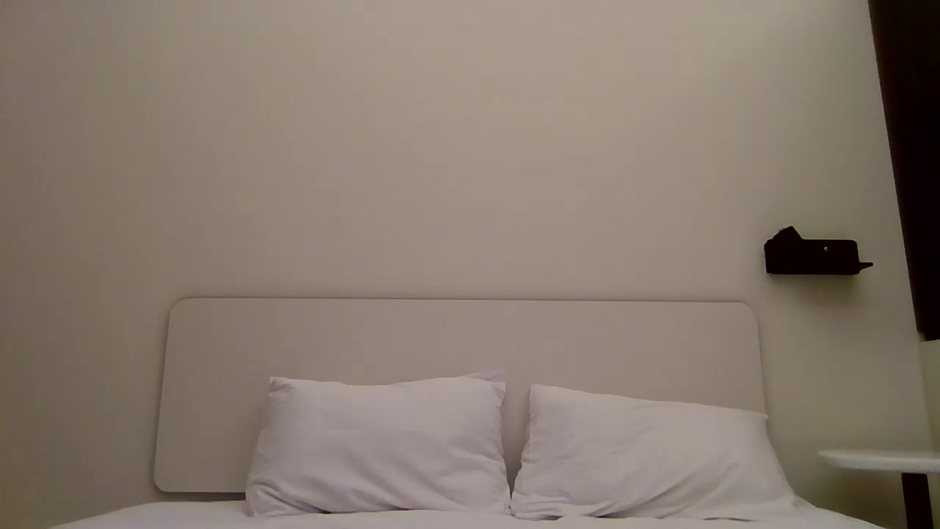 Gallery image thumbnail from Desal's myfreecams stream on, 06/22/2025, 24:08 image 17 of 20