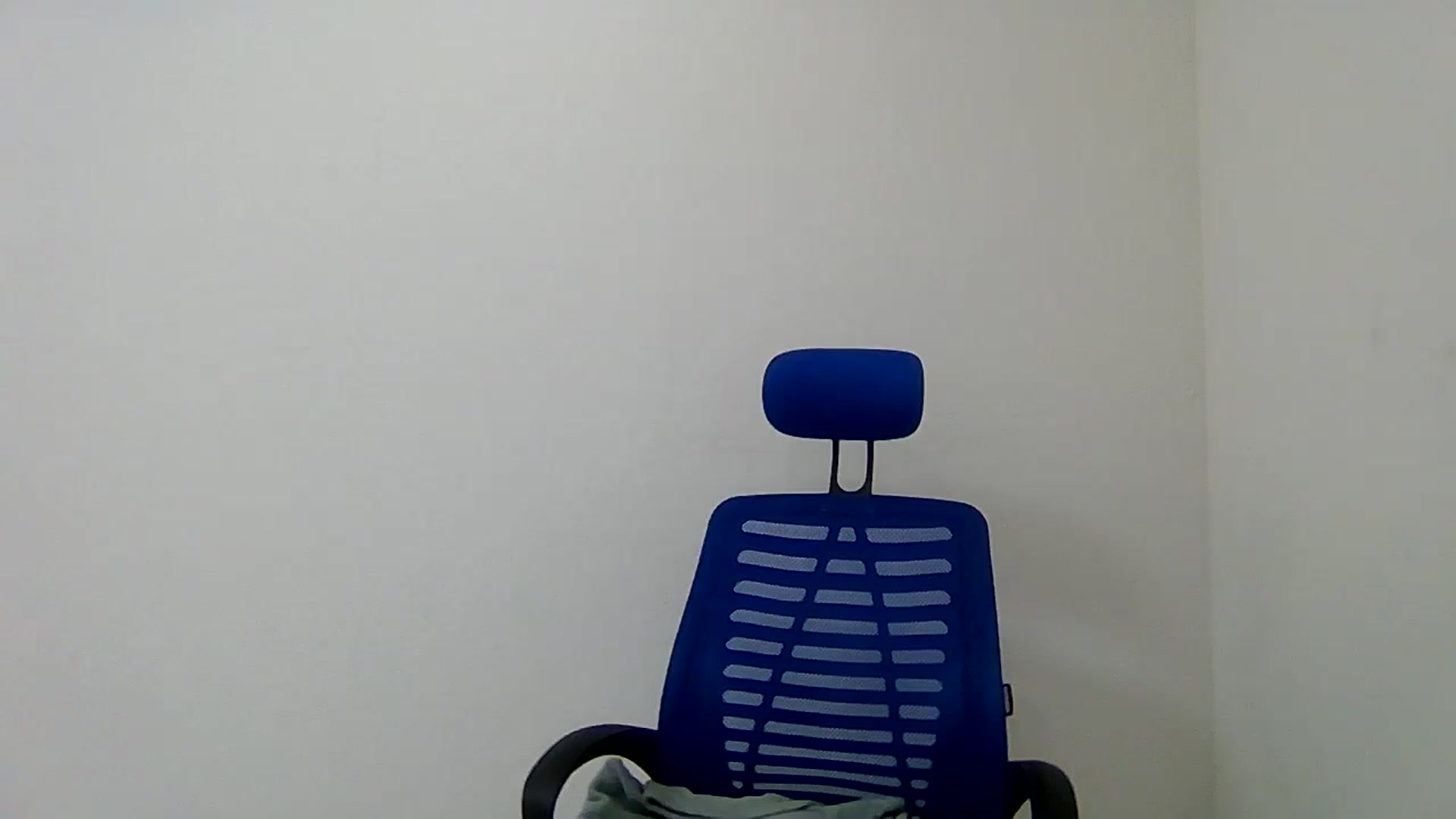 Gallery image thumbnail from Desal's myfreecams stream on, 07/30/2025, 13:19 image 5 of 20