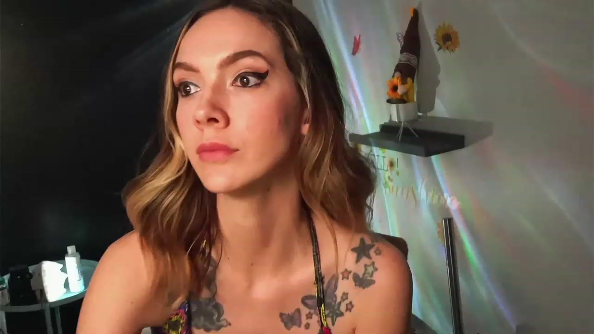 Gallery image thumbnail from DestineV's myfreecams stream on, 03/26/2023, 18:26 image 3 of 20