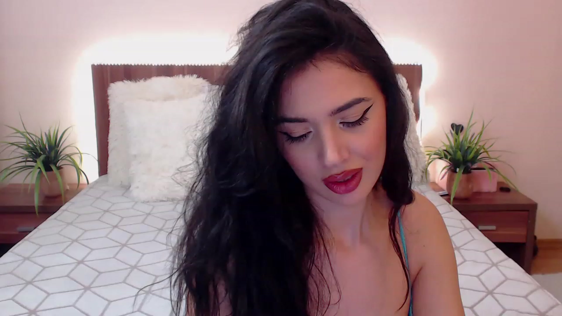 Gallery image thumbnail from DestinyFox1's myfreecams stream on, 01/23/2023, 10:54 image 1 of 20