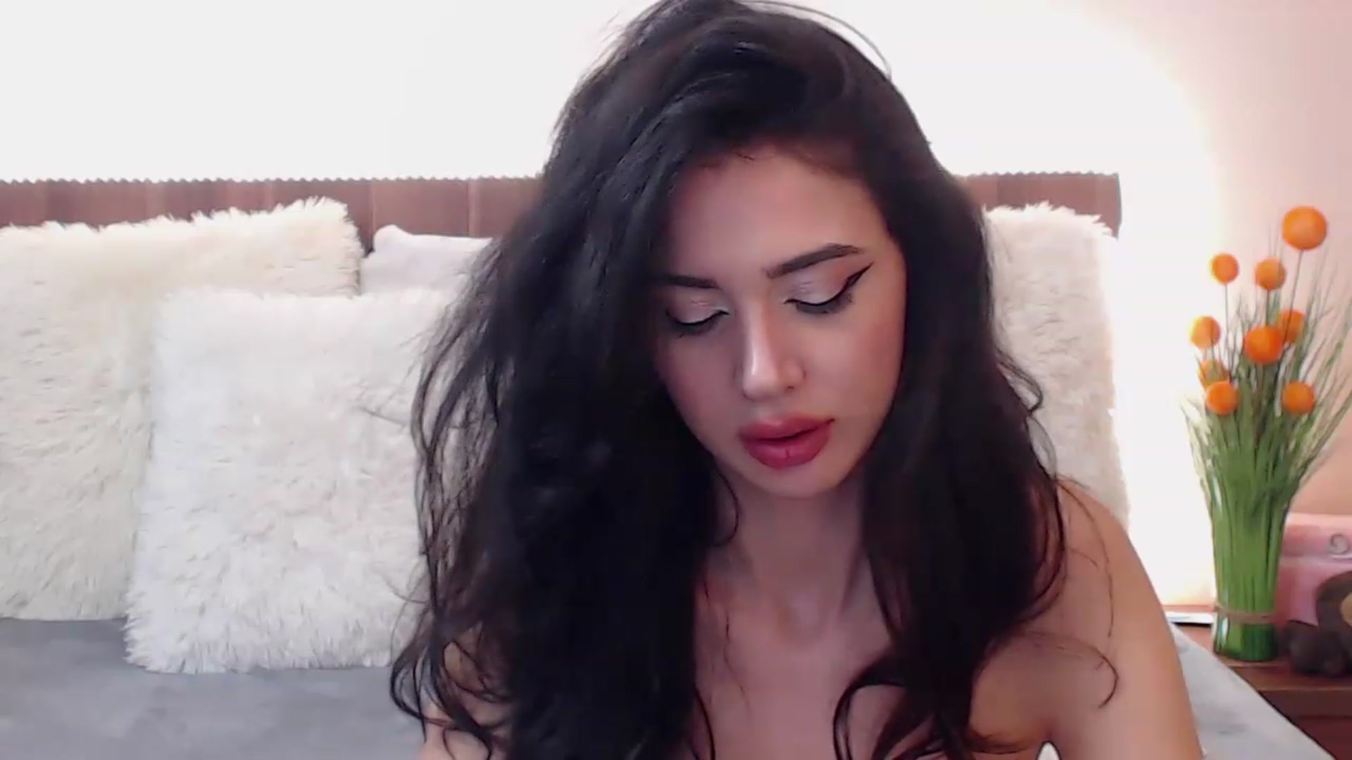 Gallery image thumbnail from DestinyFox1's myfreecams stream on, 02/04/2023, 12:50 image 20 of 20