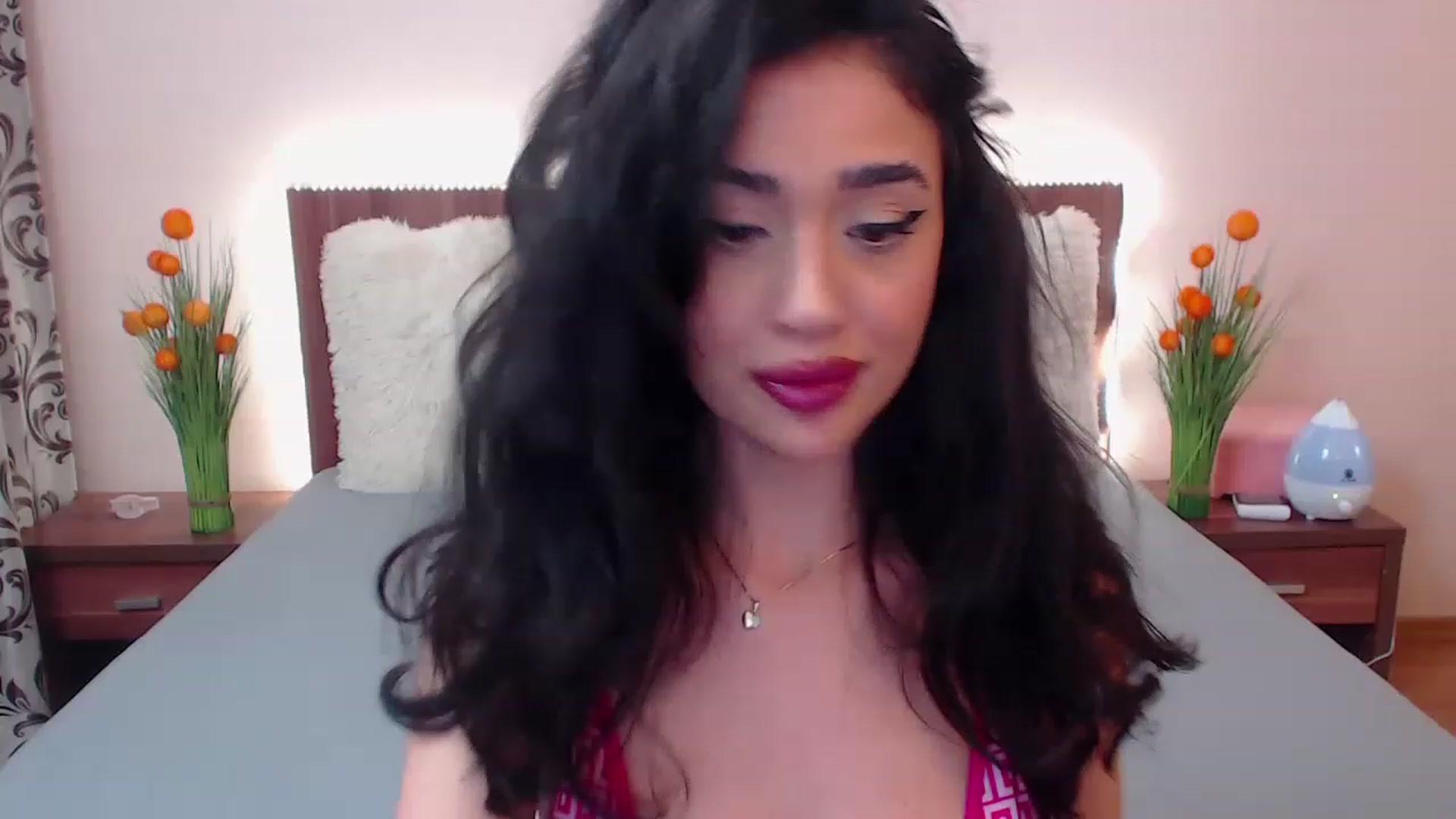 Gallery image thumbnail from DestinyFox1's myfreecams stream on, 03/13/2023, 12:31 image 5 of 20