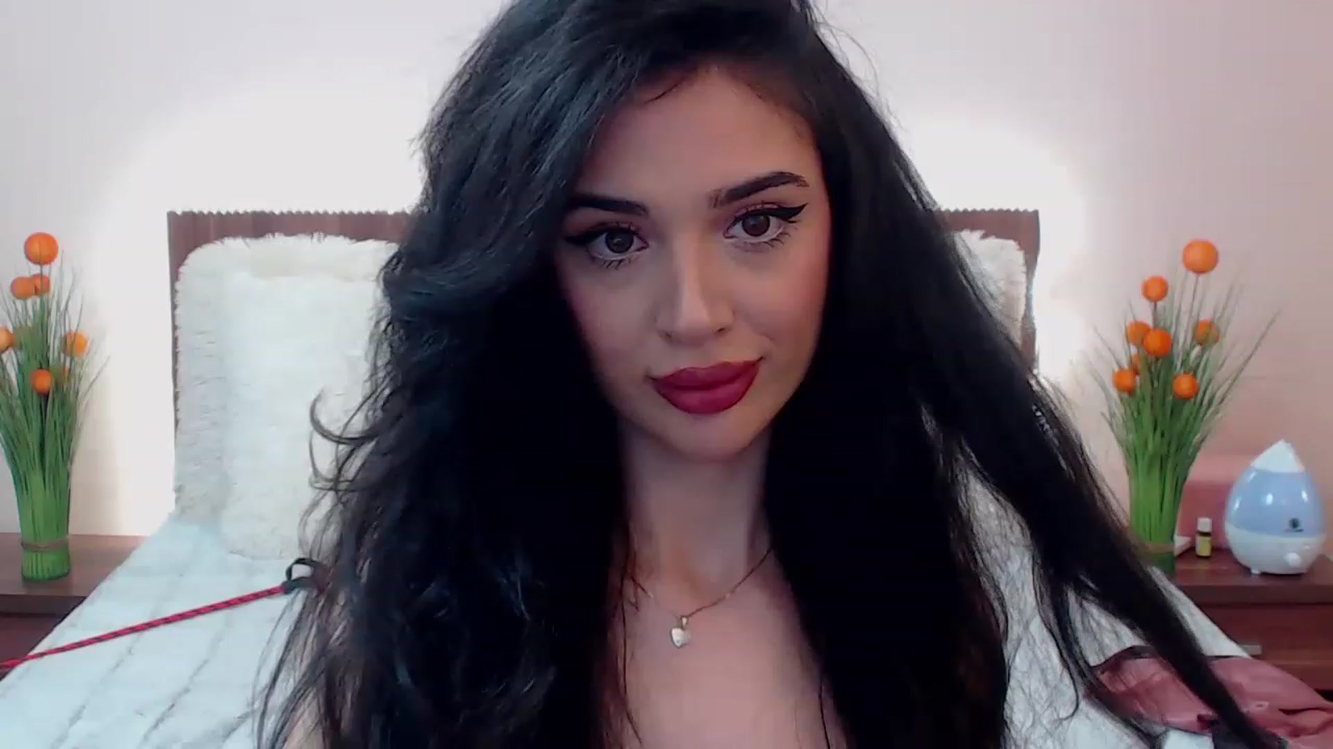 Gallery image thumbnail from DestinyFox1's myfreecams stream on, 03/17/2023, 07:46 image 12 of 20