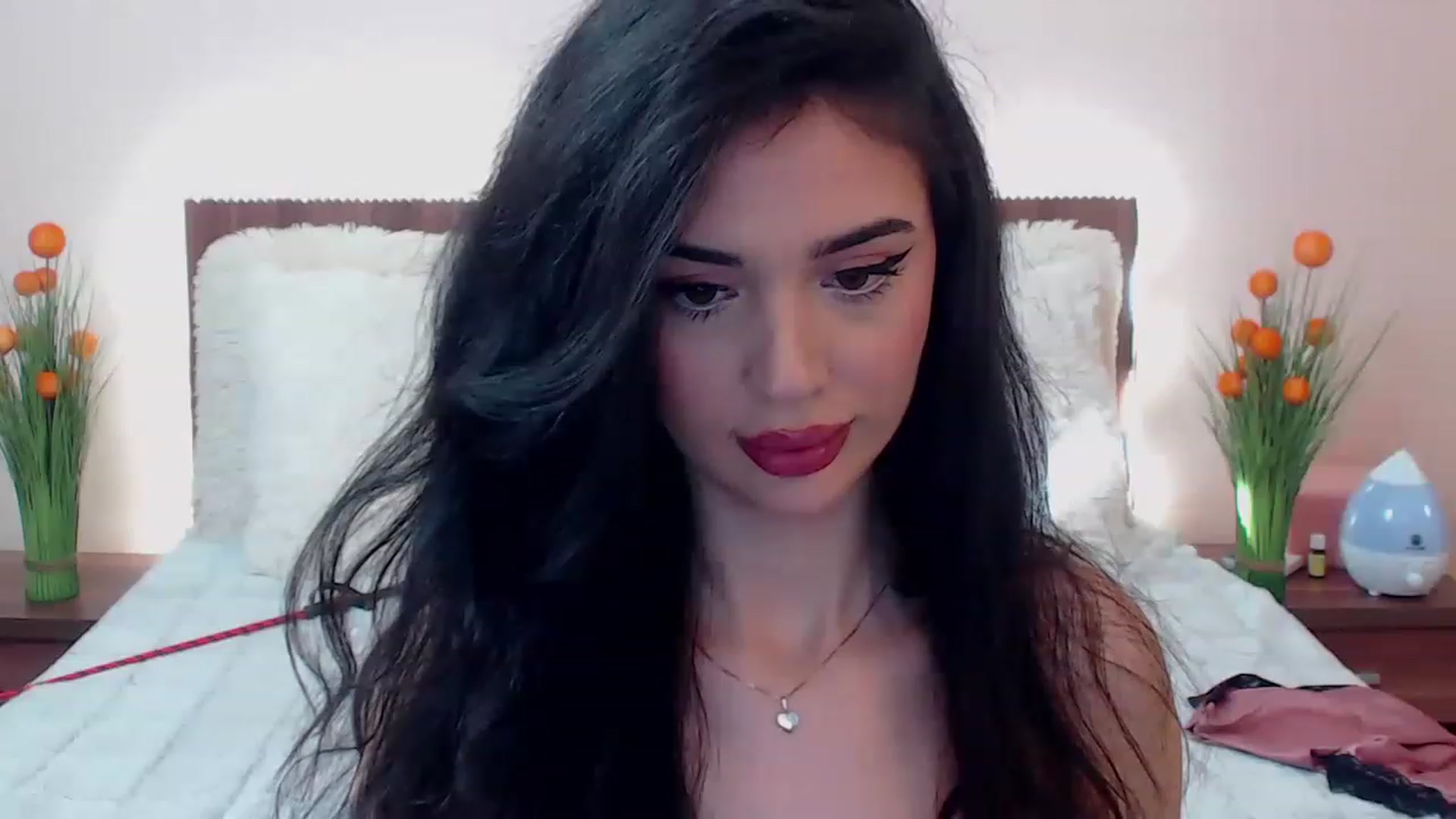 Gallery image thumbnail from DestinyFox1's myfreecams stream on, 03/17/2023, 07:46 image 18 of 20