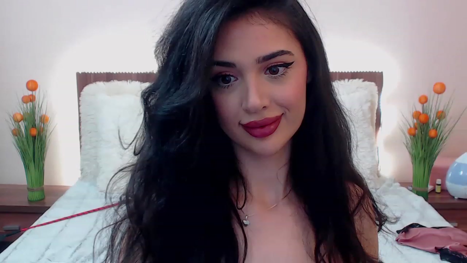 Gallery image thumbnail from DestinyFox1's myfreecams stream on, 03/17/2023, 07:46 image 6 of 20