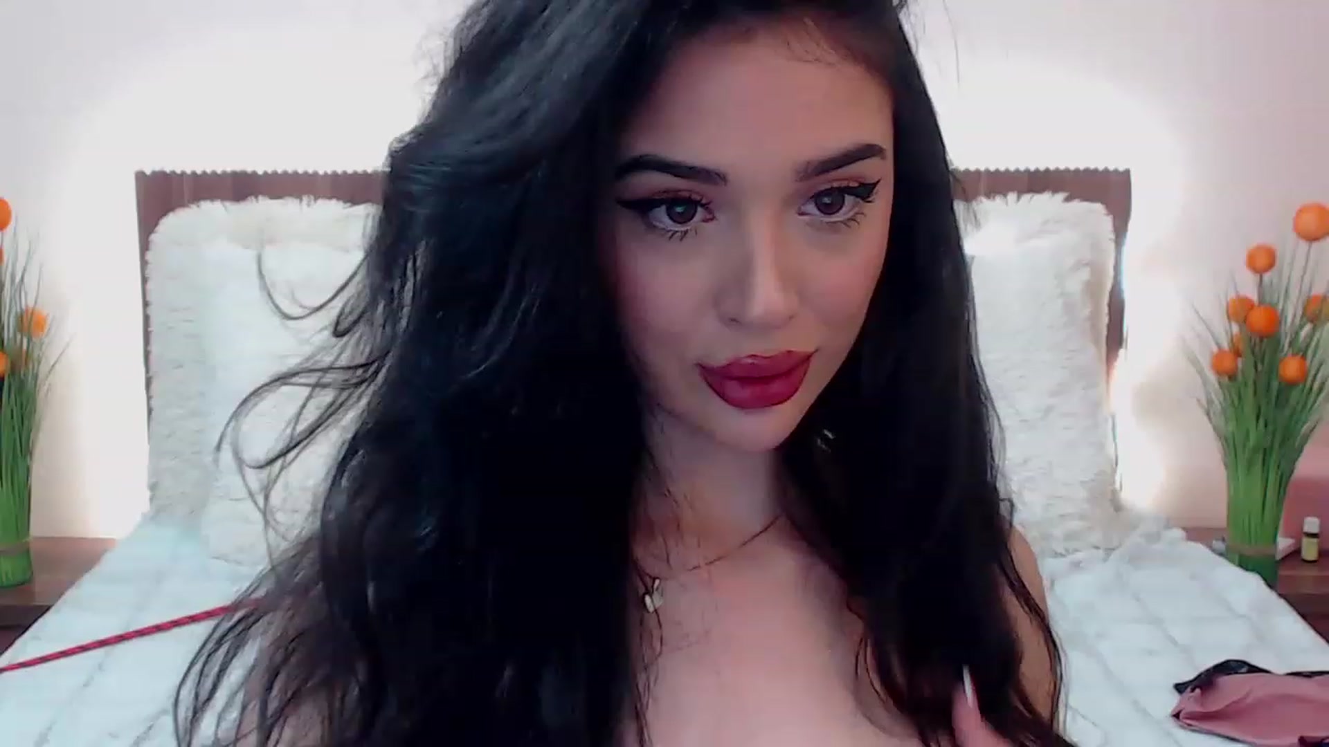 Gallery image thumbnail from DestinyFox1's myfreecams stream on, 03/17/2023, 07:46 image 3 of 20