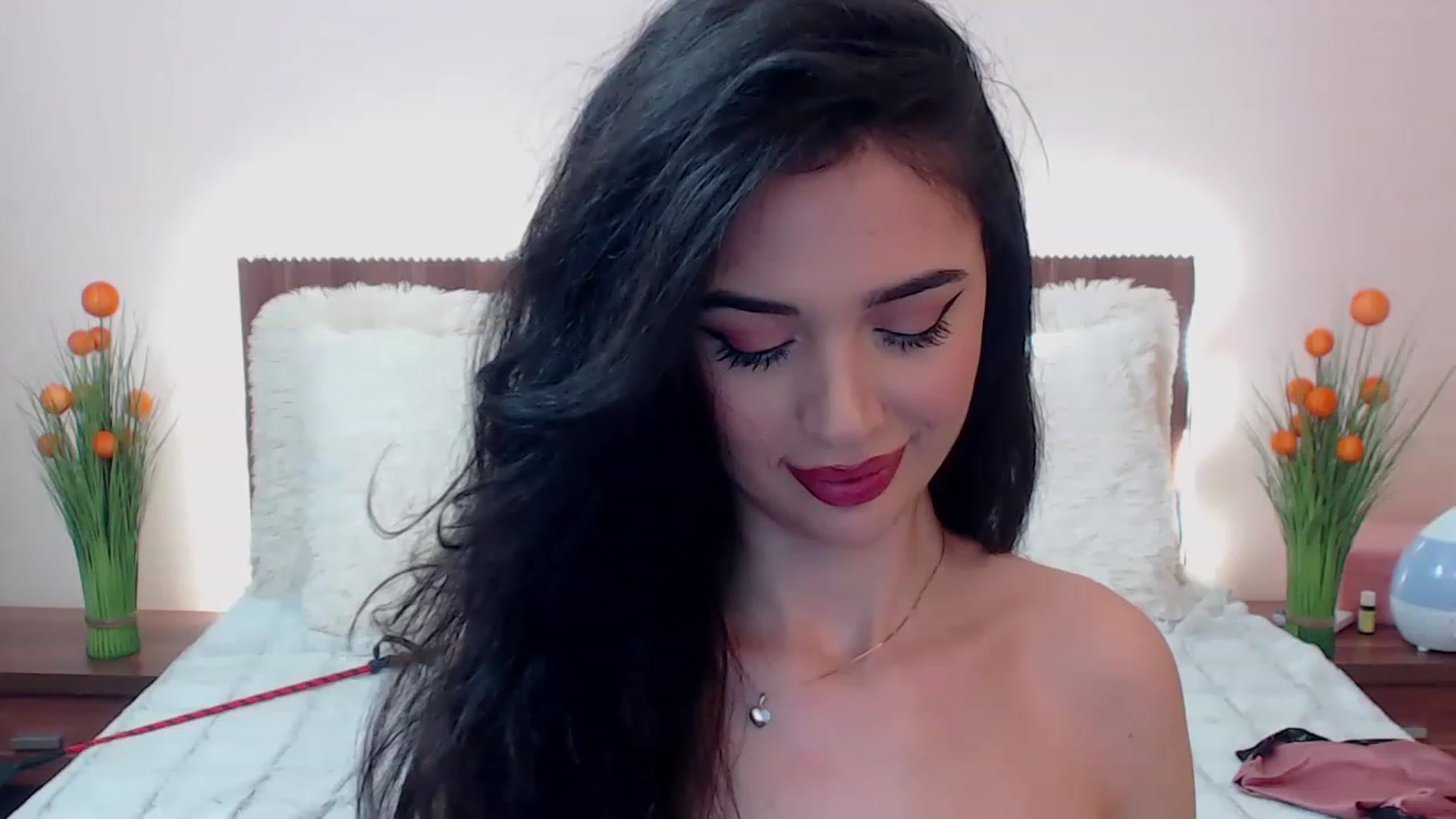 Gallery image thumbnail from DestinyFox1's myfreecams stream on, 03/17/2023, 07:46 image 7 of 20