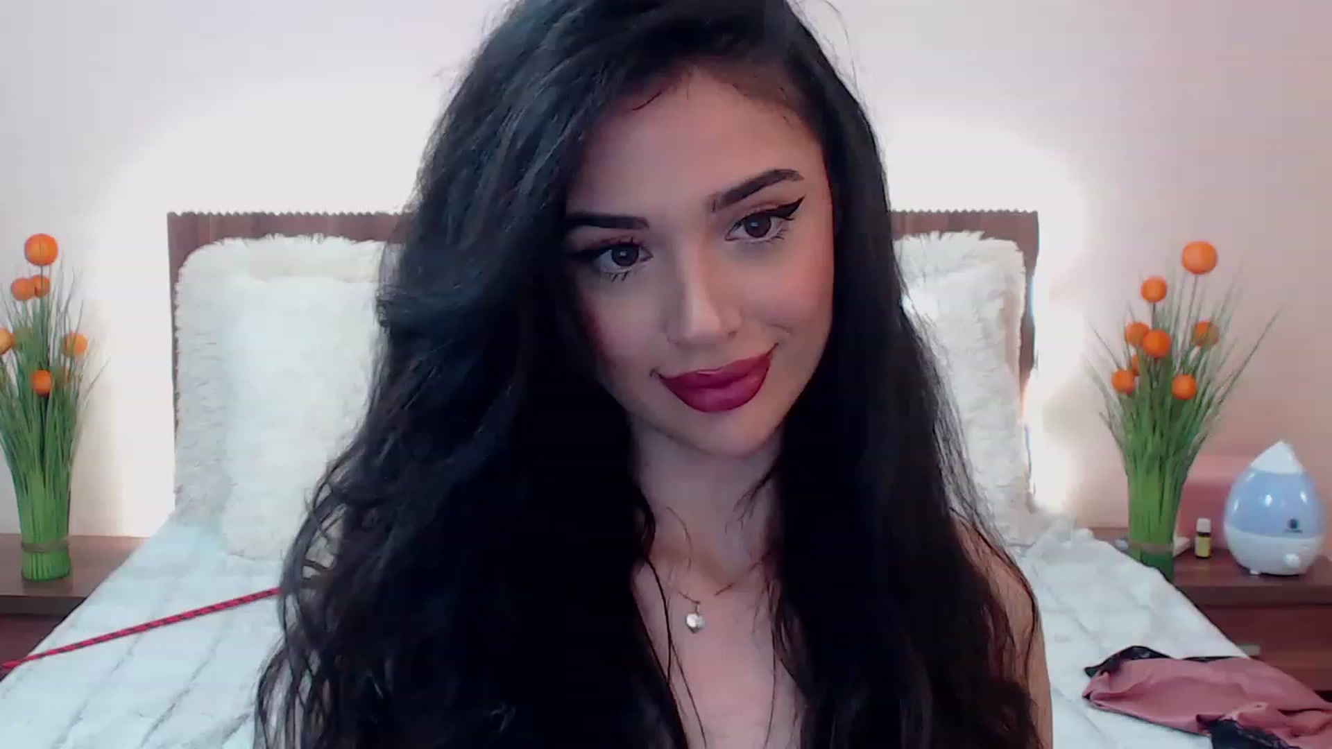 Gallery image thumbnail from DestinyFox1's myfreecams stream on, 03/17/2023, 07:46 image 10 of 20