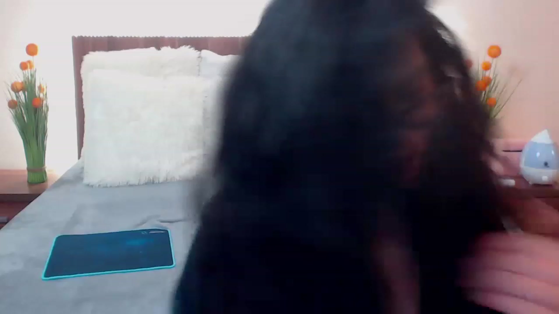 Gallery image thumbnail from DestinyFox1's myfreecams stream on, 03/19/2023, 12:27 image 18 of 20