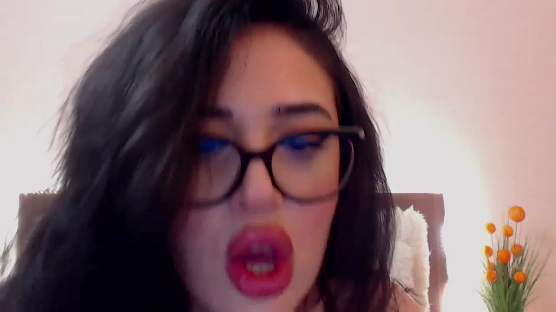 Gallery image thumbnail from DestinyFox1's myfreecams stream on, 03/21/2023, 07:39 image 5 of 20