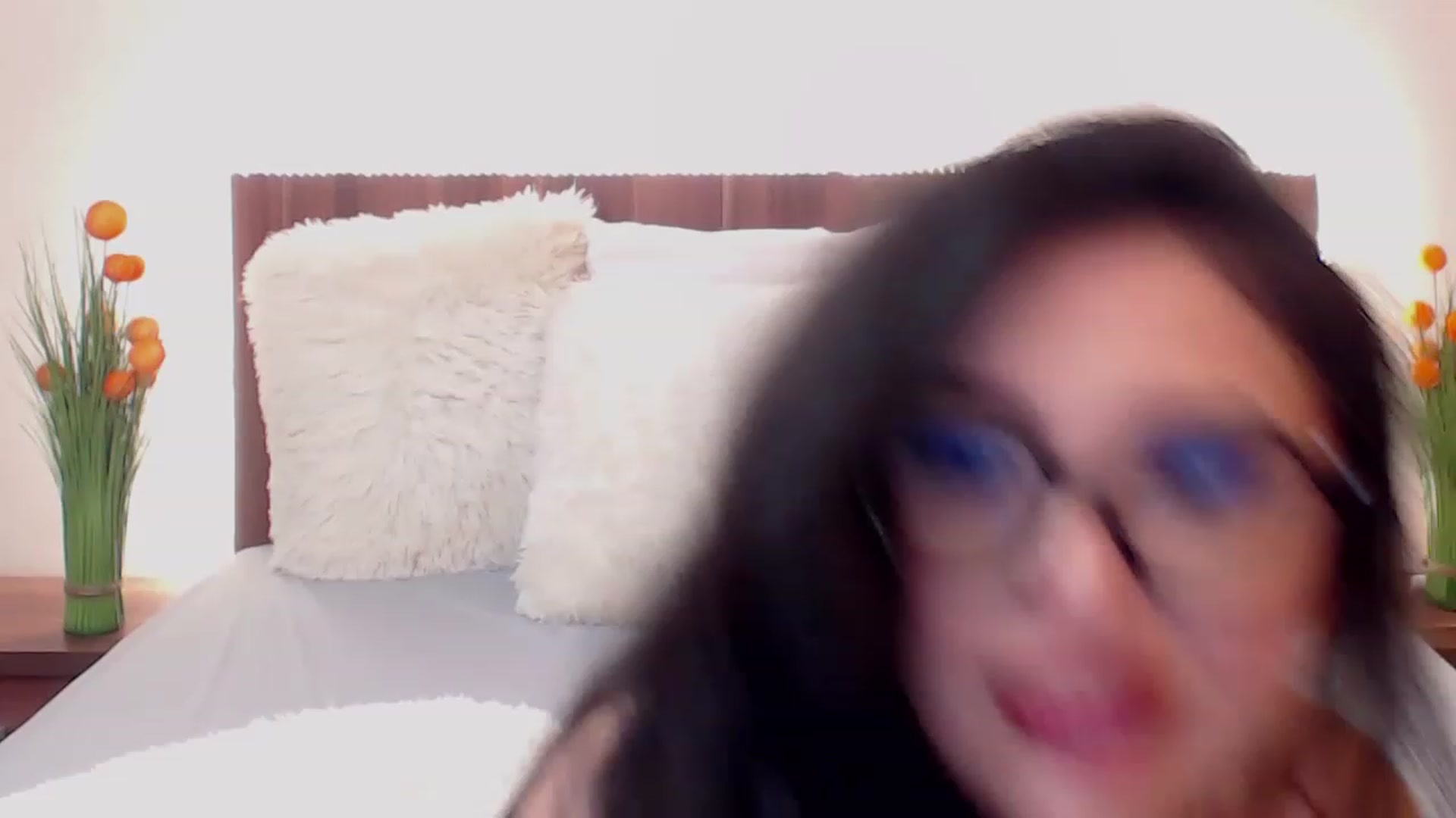 Gallery image thumbnail from DestinyFox1's myfreecams stream on, 03/21/2023, 07:39 image 16 of 20