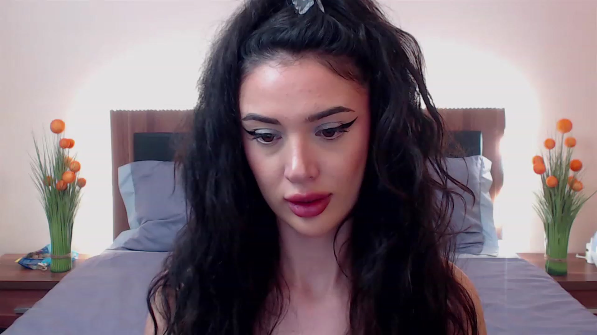 Gallery image thumbnail from DestinyFox1's myfreecams stream on, 04/02/2023, 12:17 image 3 of 20