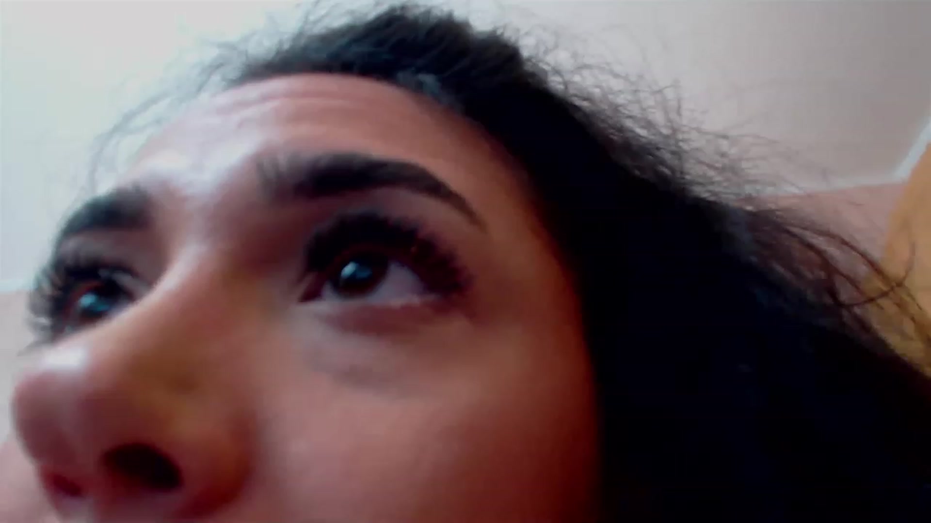 Gallery image thumbnail from DestinyFox1's myfreecams stream on, 04/19/2023, 10:07 image 6 of 20