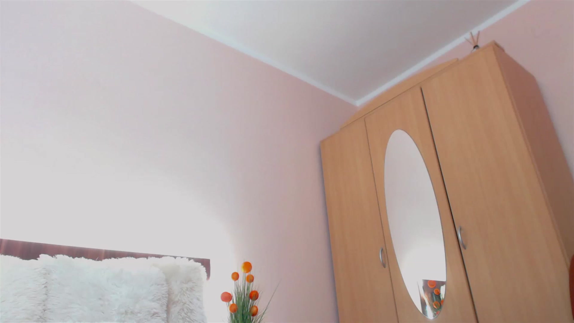Gallery image thumbnail from DestinyFox1's myfreecams stream on, 04/19/2023, 10:07 image 10 of 20