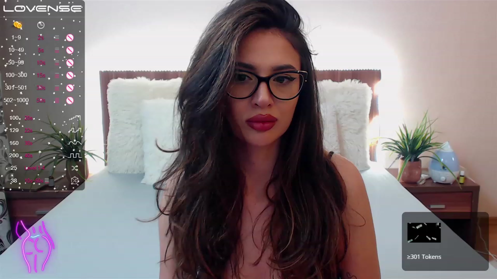 Gallery image thumbnail from DestinyFox1's myfreecams stream on, 05/13/2023, 11:45 image 5 of 20