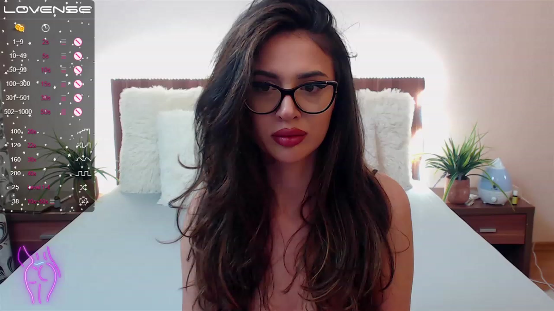 Gallery image thumbnail from DestinyFox1's myfreecams stream on, 05/13/2023, 11:45 image 6 of 20